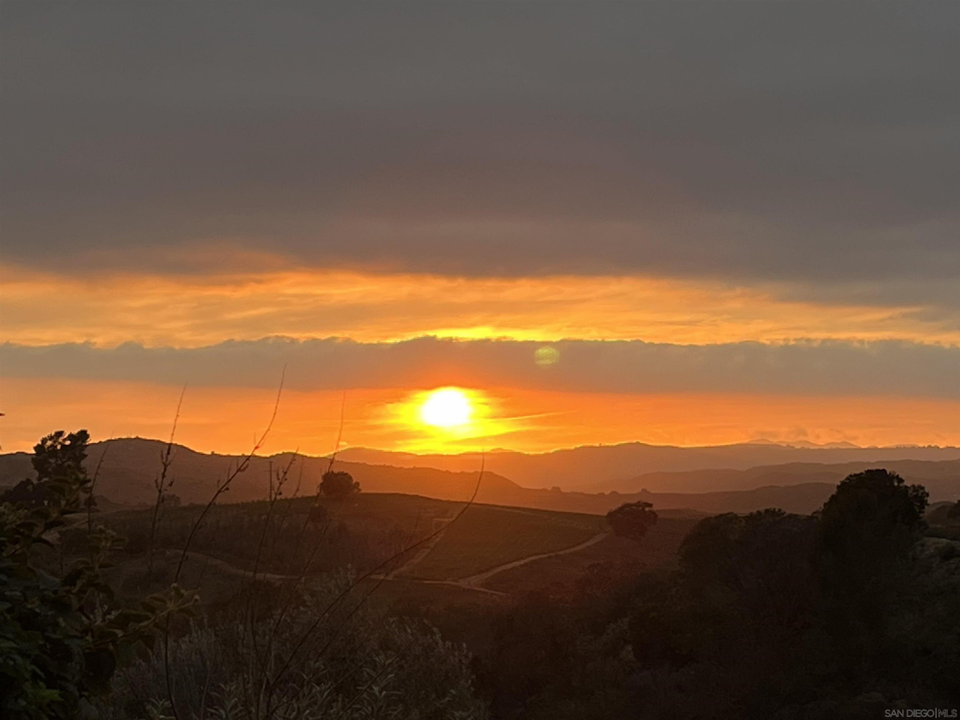 Detail Gallery Image 55 of 57 For 1282  Olive Ave, Fallbrook,  CA 92028 - 4 Beds | 3 Baths