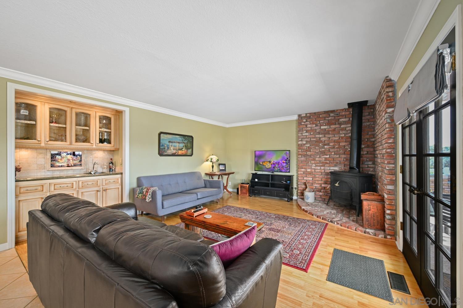 Detail Gallery Image 10 of 57 For 1282  Olive Ave, Fallbrook,  CA 92028 - 4 Beds | 3 Baths