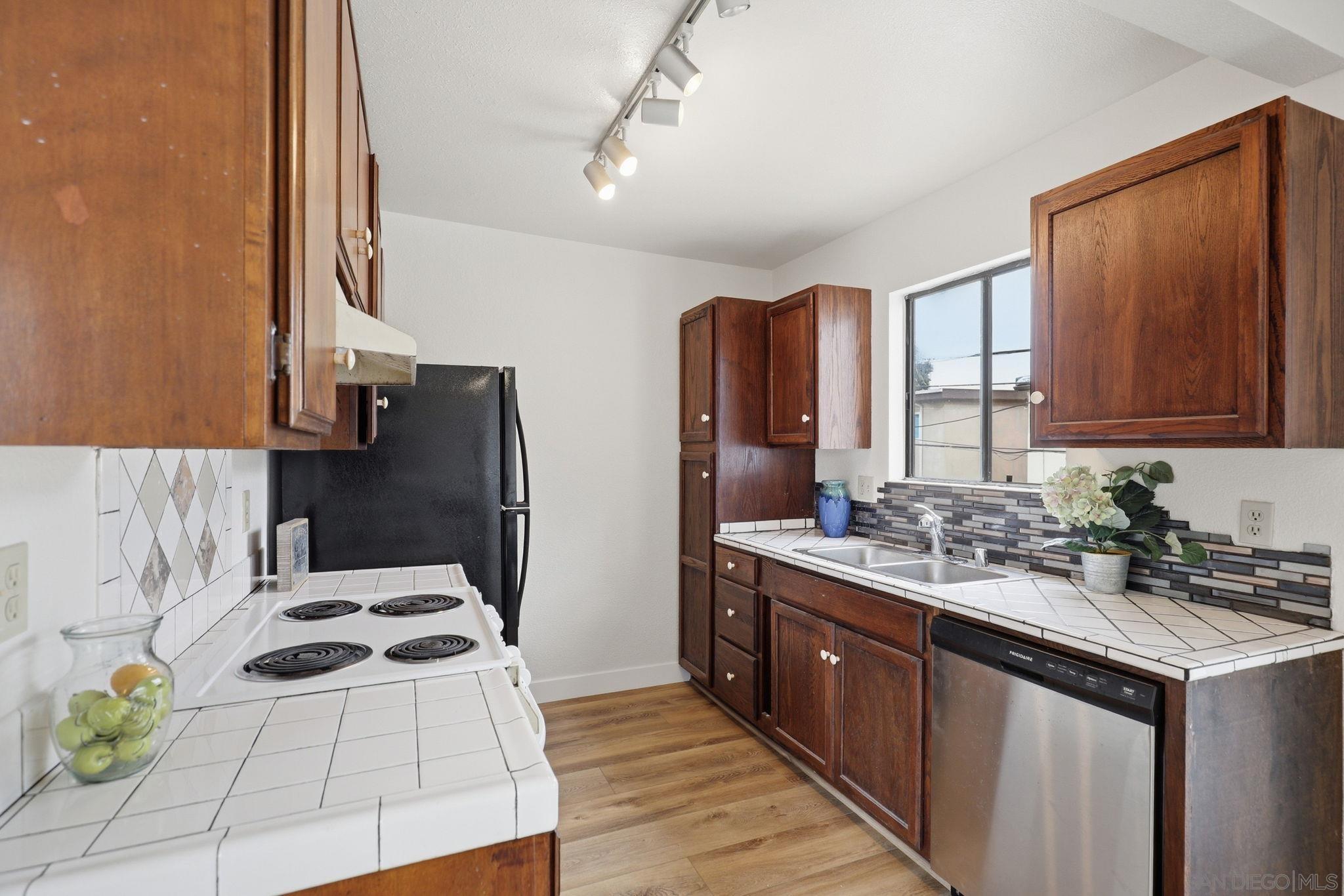 Detail Gallery Image 17 of 31 For 4675  Utah St  #8,  San Diego,  CA 92116 - 2 Beds | 1 Baths