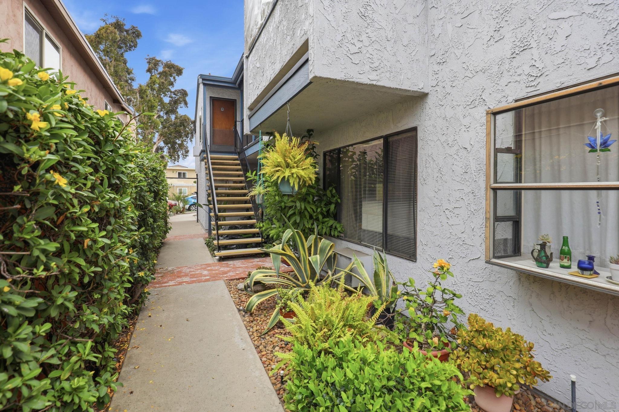 Detail Gallery Image 5 of 31 For 4675  Utah St  #8,  San Diego,  CA 92116 - 2 Beds | 1 Baths