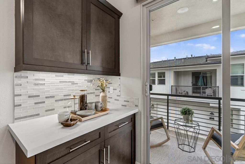 Detail Gallery Image 14 of 55 For 16750  Coyote Bush Drive  #97,  San Diego,  CA 92127 - 3 Beds | 3 Baths