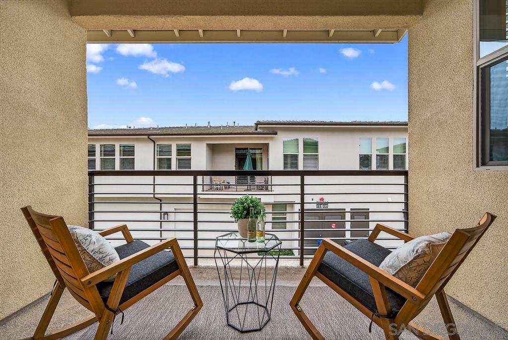 Detail Gallery Image 15 of 55 For 16750  Coyote Bush Drive  #97,  San Diego,  CA 92127 - 3 Beds | 3 Baths