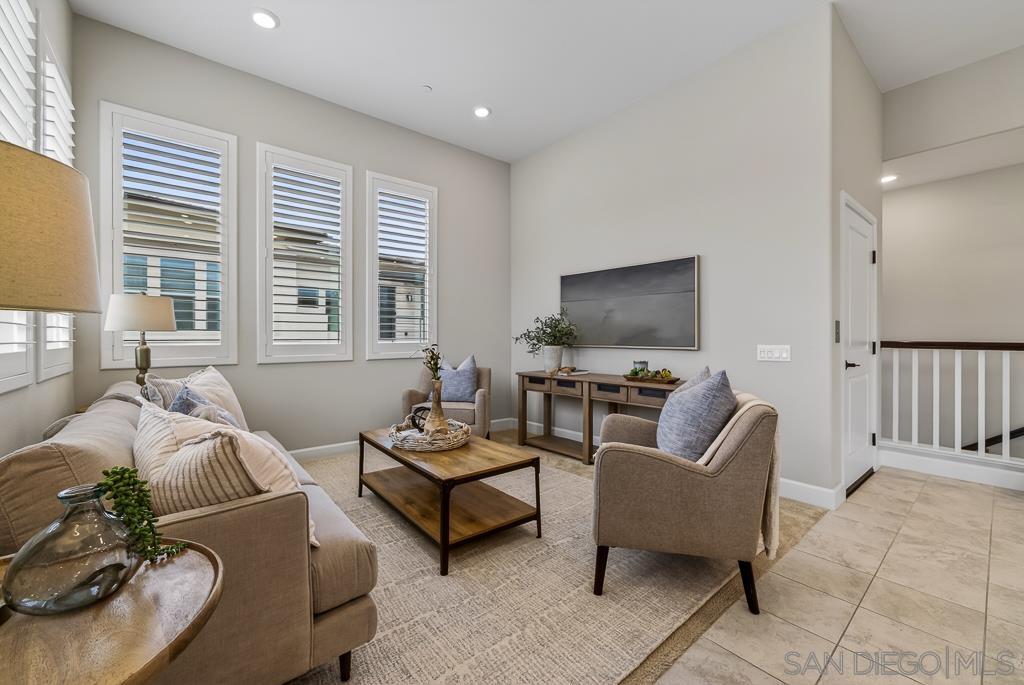 Detail Gallery Image 20 of 55 For 16750  Coyote Bush Drive  #97,  San Diego,  CA 92127 - 3 Beds | 3 Baths