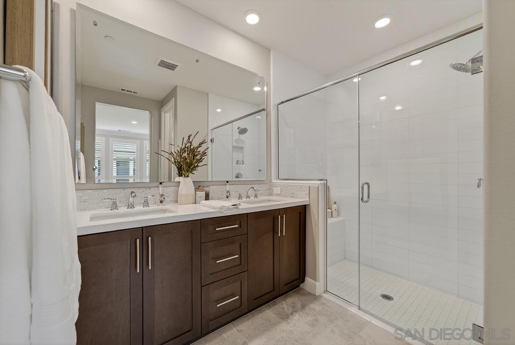 Detail Gallery Image 25 of 55 For 16750  Coyote Bush Drive  #97,  San Diego,  CA 92127 - 3 Beds | 3 Baths