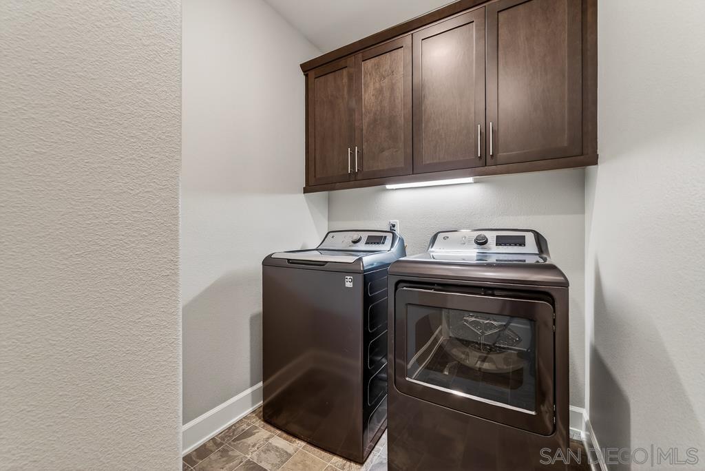 Detail Gallery Image 31 of 55 For 16750  Coyote Bush Drive  #97,  San Diego,  CA 92127 - 3 Beds | 3 Baths