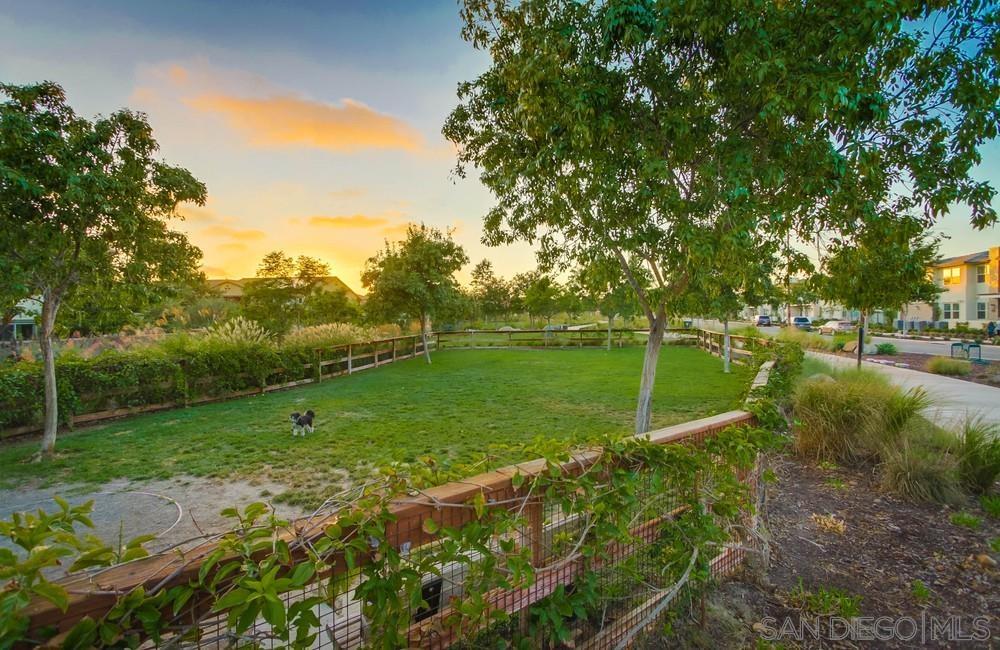 Detail Gallery Image 50 of 55 For 16750  Coyote Bush Drive  #97,  San Diego,  CA 92127 - 3 Beds | 3 Baths