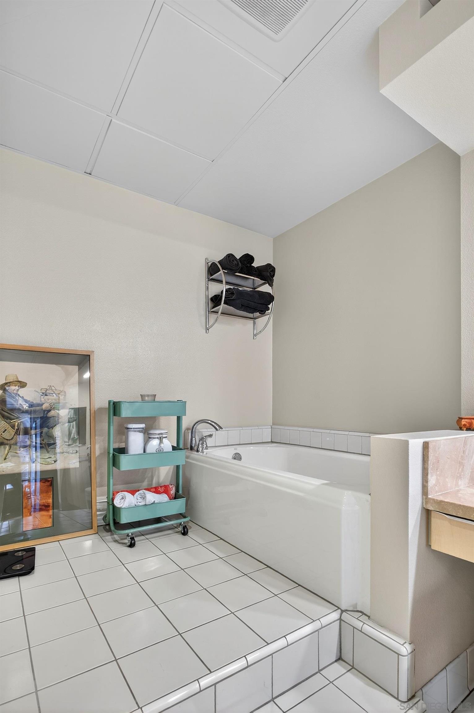 Detail Gallery Image 26 of 42 For 877  Island Ave  218, San Diego,  CA 92101 - 0 Beds | 1/1 Baths