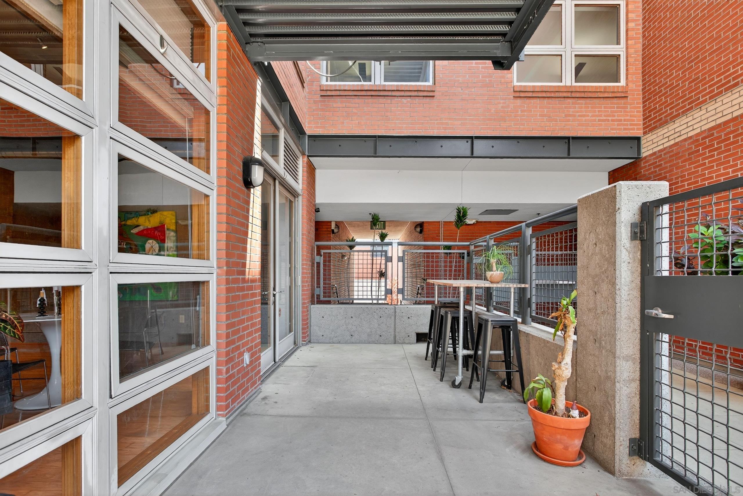 Detail Gallery Image 31 of 42 For 877  Island Ave  218, San Diego,  CA 92101 - 0 Beds | 1/1 Baths