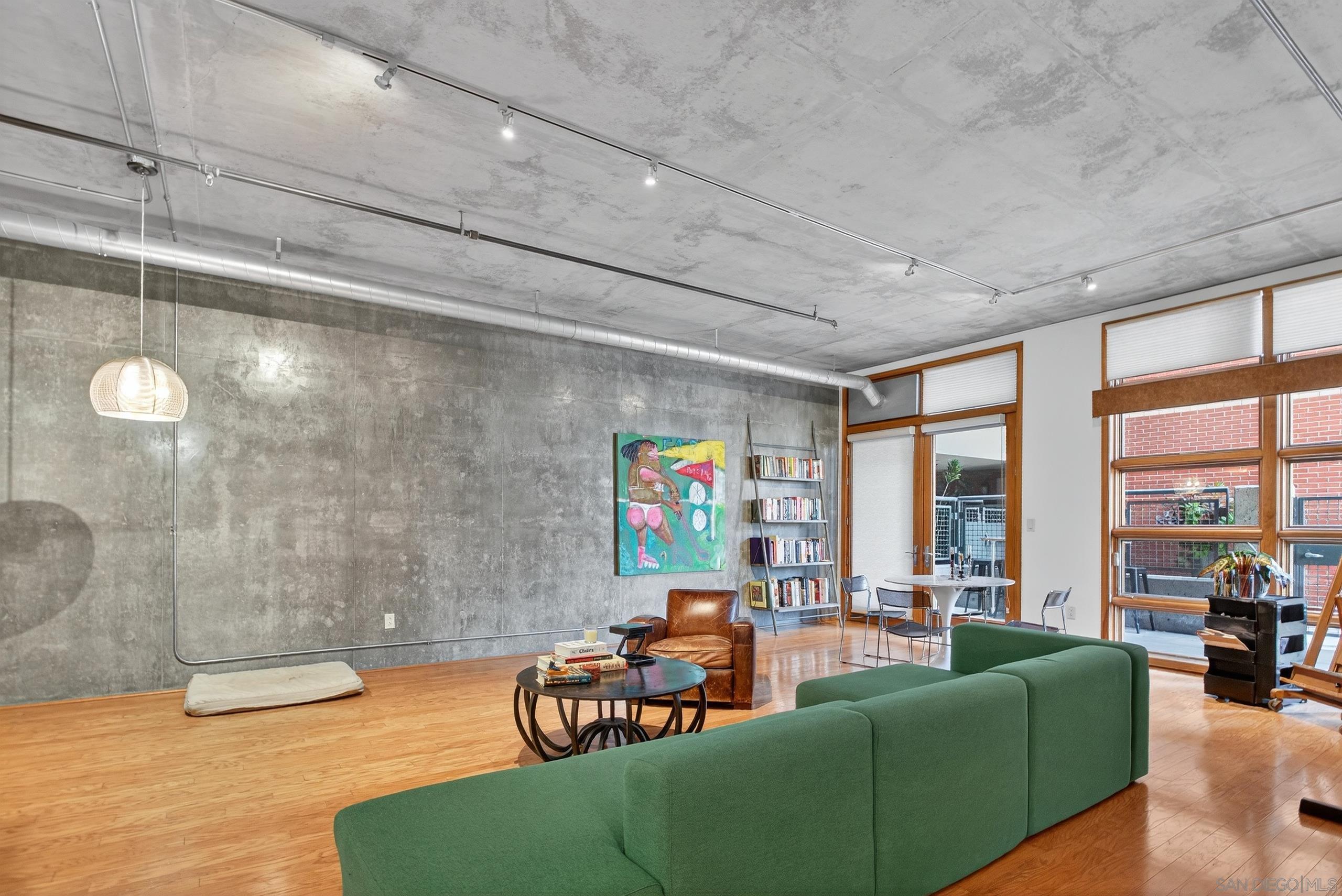 Detail Gallery Image 5 of 42 For 877  Island Ave  218, San Diego,  CA 92101 - 0 Beds | 1/1 Baths