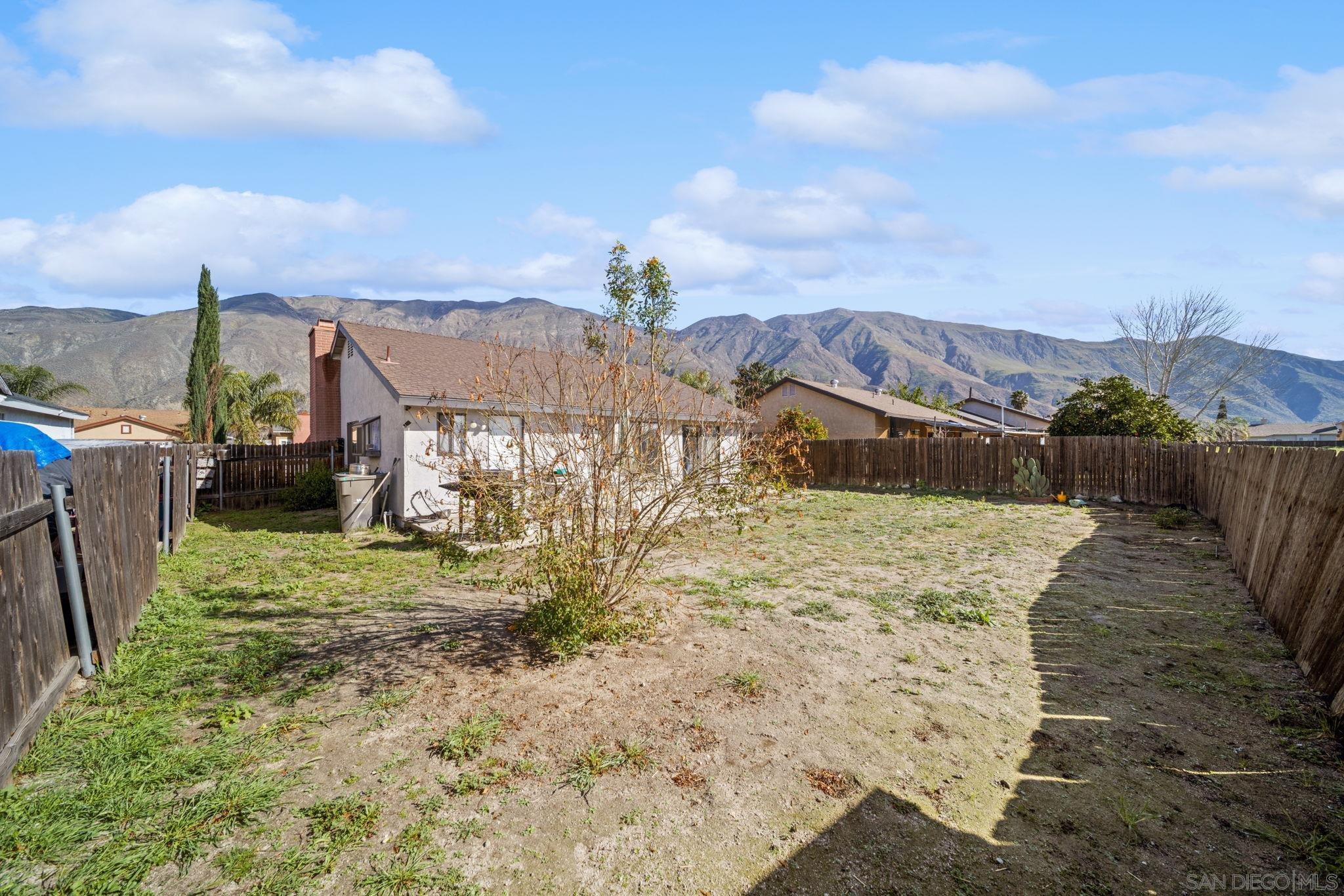 Detail Gallery Image 33 of 36 For 312  Blue Ridge Lane, San Jacinto,  CA 92583 - 2 Beds | 2 Baths