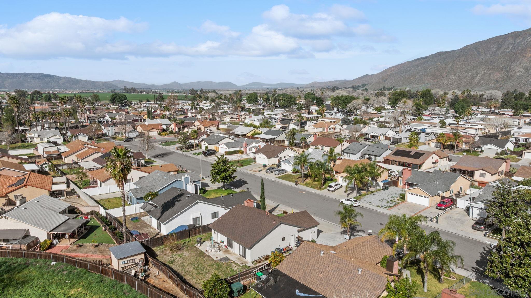 Detail Gallery Image 9 of 36 For 312  Blue Ridge Lane, San Jacinto,  CA 92583 - 2 Beds | 2 Baths