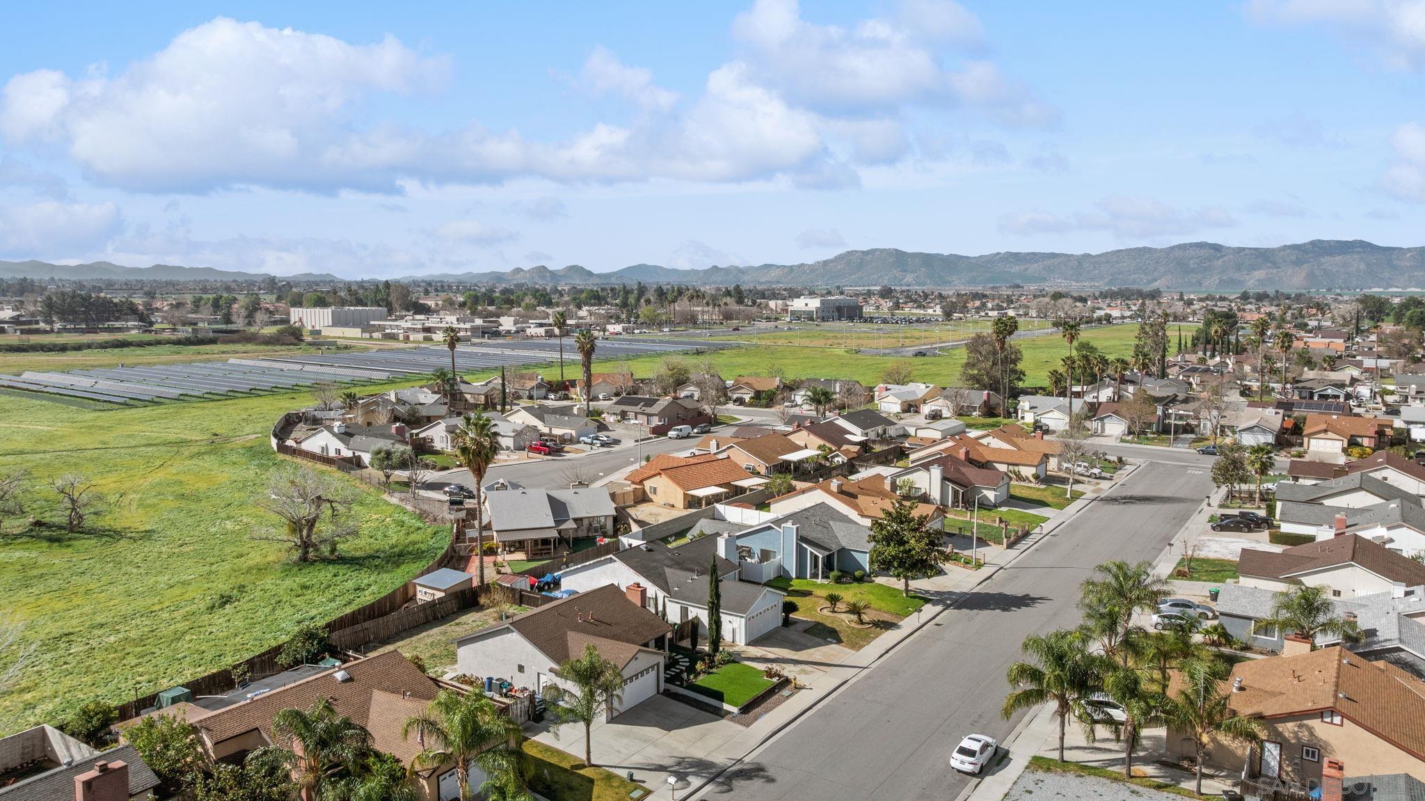 Detail Gallery Image 10 of 36 For 312  Blue Ridge Lane, San Jacinto,  CA 92583 - 2 Beds | 2 Baths