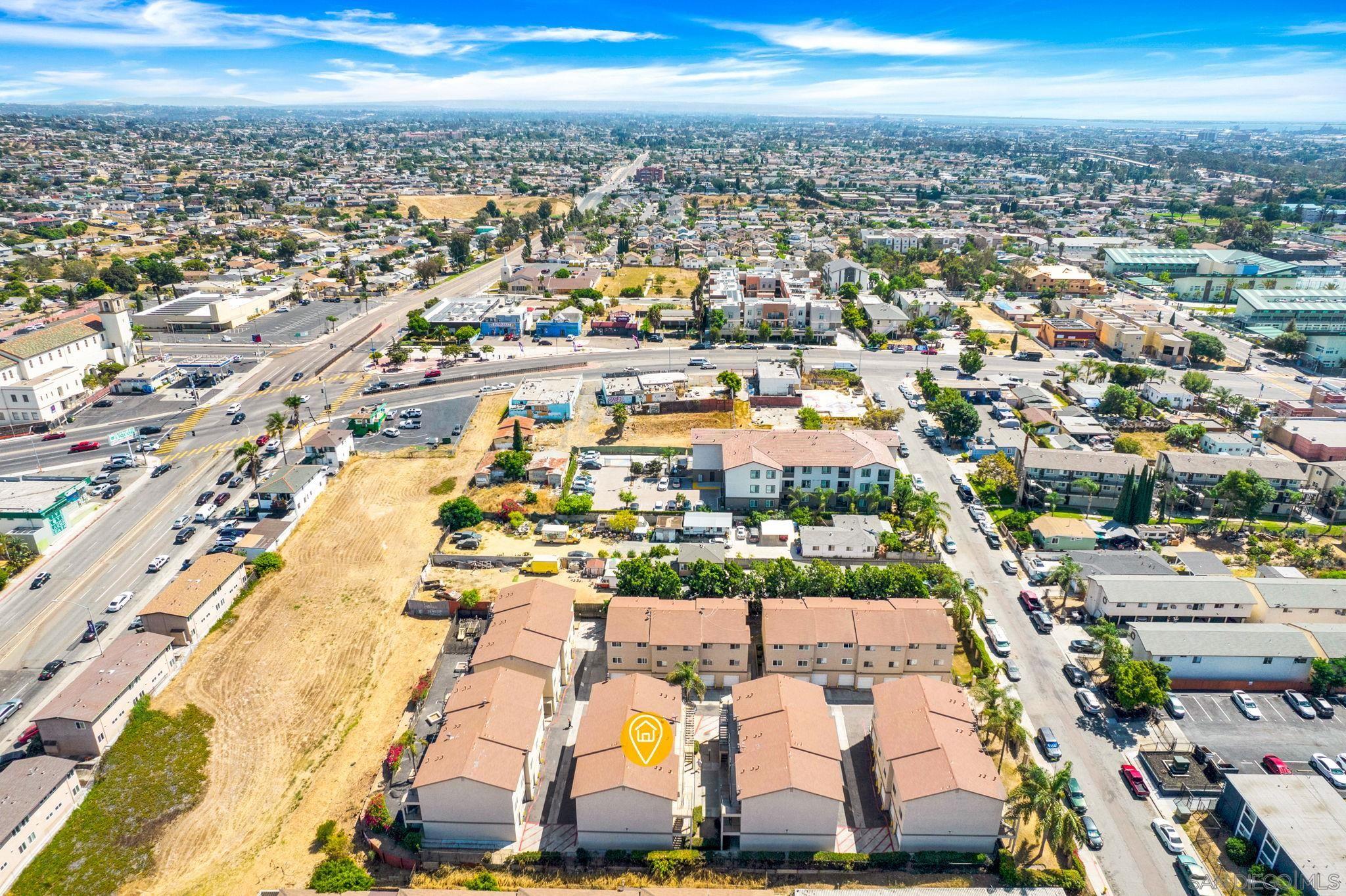 Detail Gallery Image 27 of 28 For 239  50th St  #33,  San Diego,  CA 92102 - 3 Beds | 2 Baths