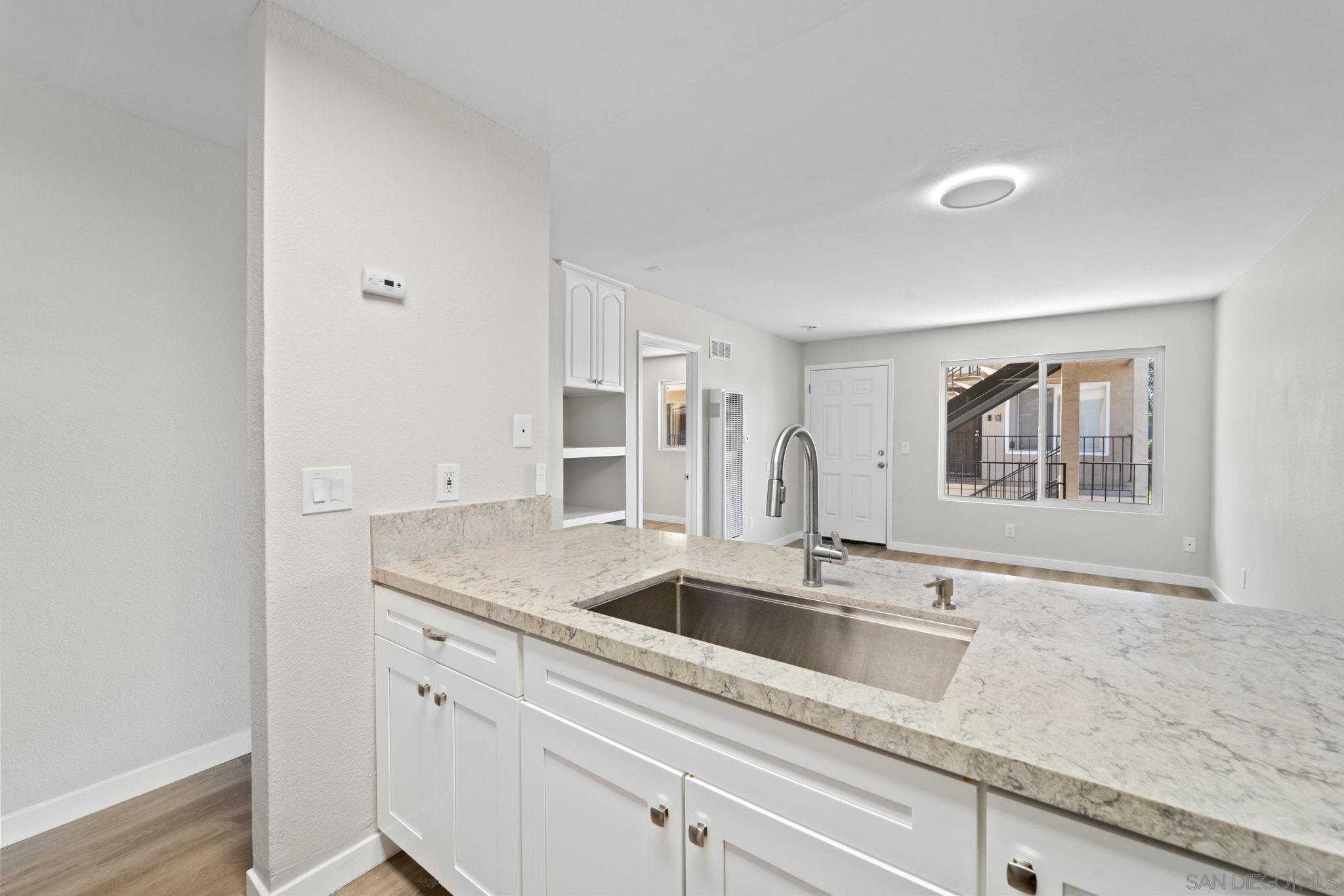 Detail Gallery Image 6 of 28 For 239  50th St  #33,  San Diego,  CA 92102 - 3 Beds | 2 Baths