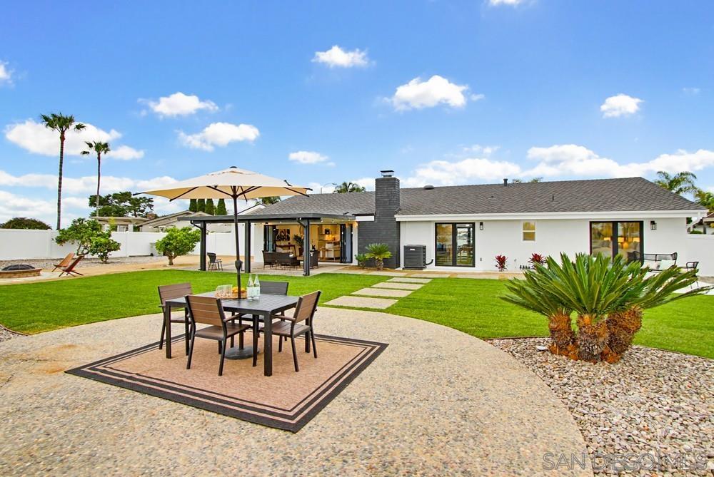 Detail Gallery Image 34 of 42 For 3052  Award Row, San Diego,  CA 92122 - 4 Beds | 2/1 Baths