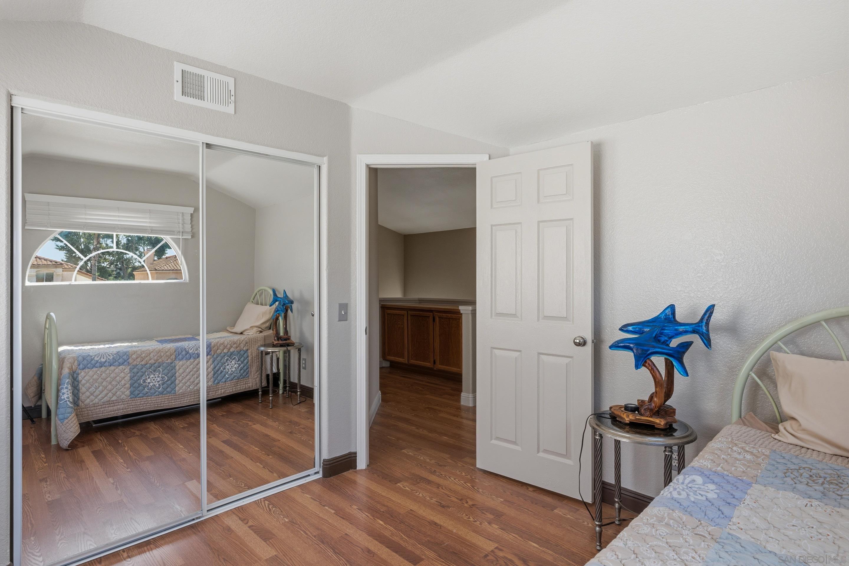 Detail Gallery Image 24 of 40 For 1528  via Otano, Oceanside,  CA 92056 - 4 Beds | 2/1 Baths