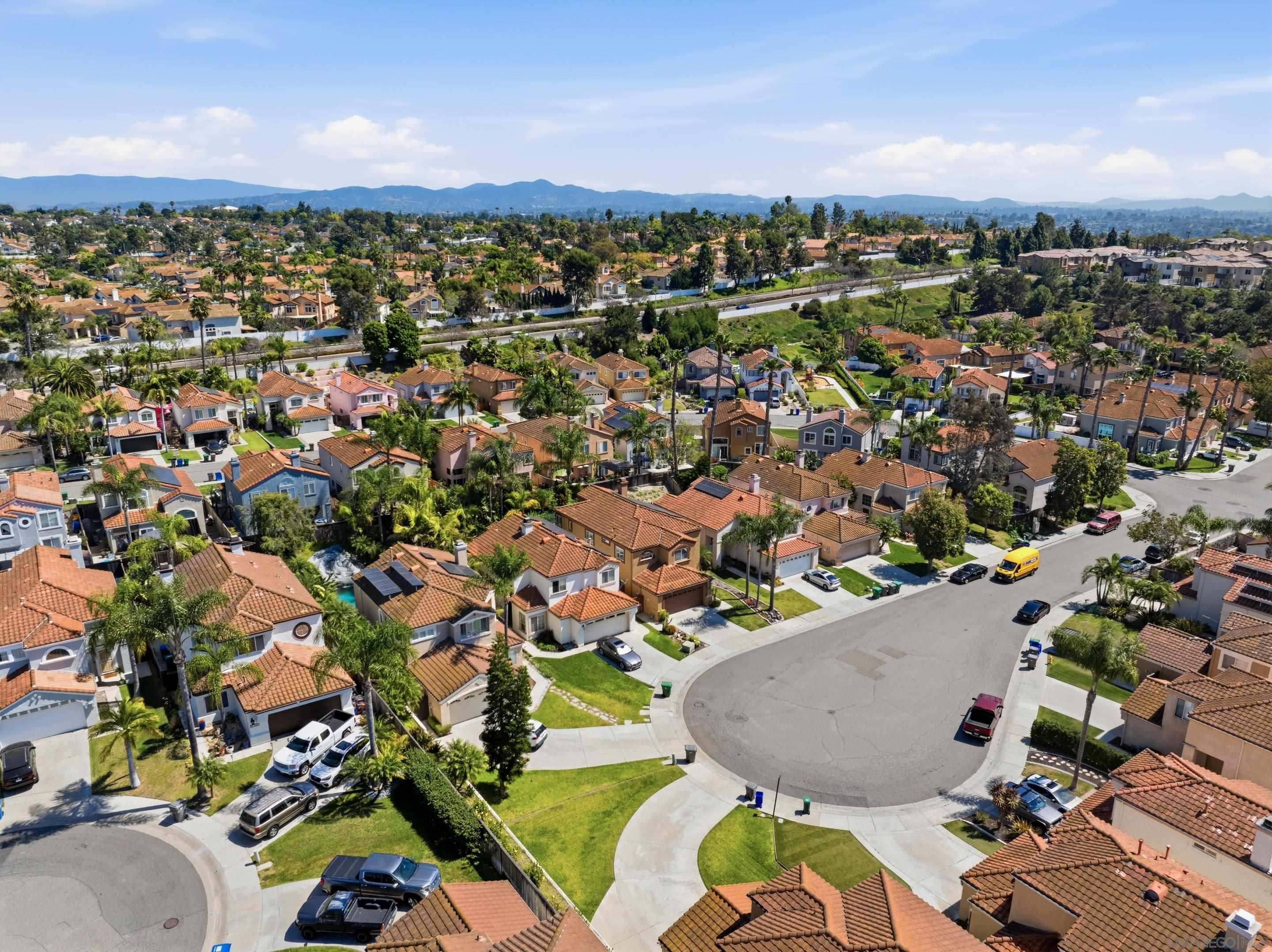 Detail Gallery Image 35 of 40 For 1528  via Otano, Oceanside,  CA 92056 - 4 Beds | 2/1 Baths