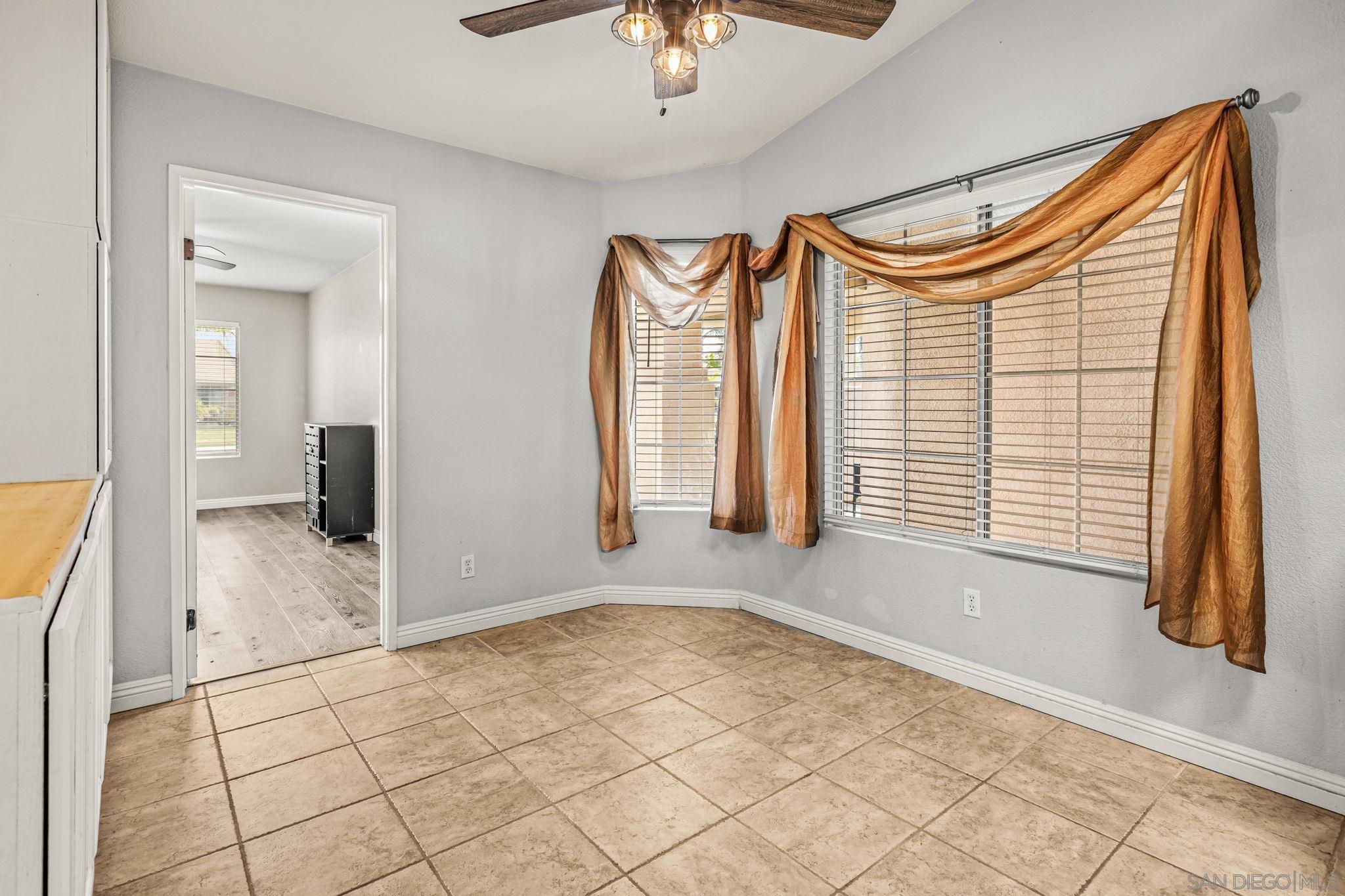 Detail Gallery Image 12 of 38 For 31565  Adour Way, Winchester,  CA 92596 - 4 Beds | 2 Baths