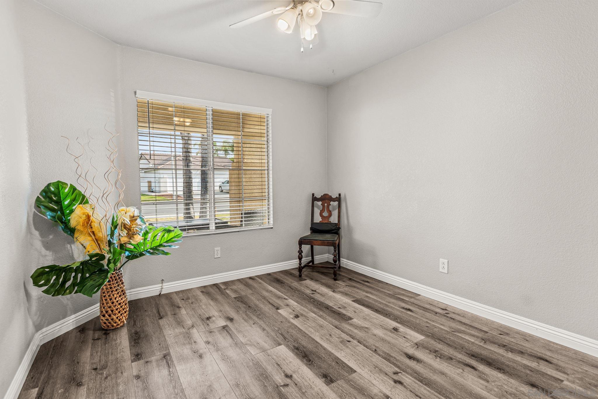 Detail Gallery Image 14 of 38 For 31565  Adour Way, Winchester,  CA 92596 - 4 Beds | 2 Baths