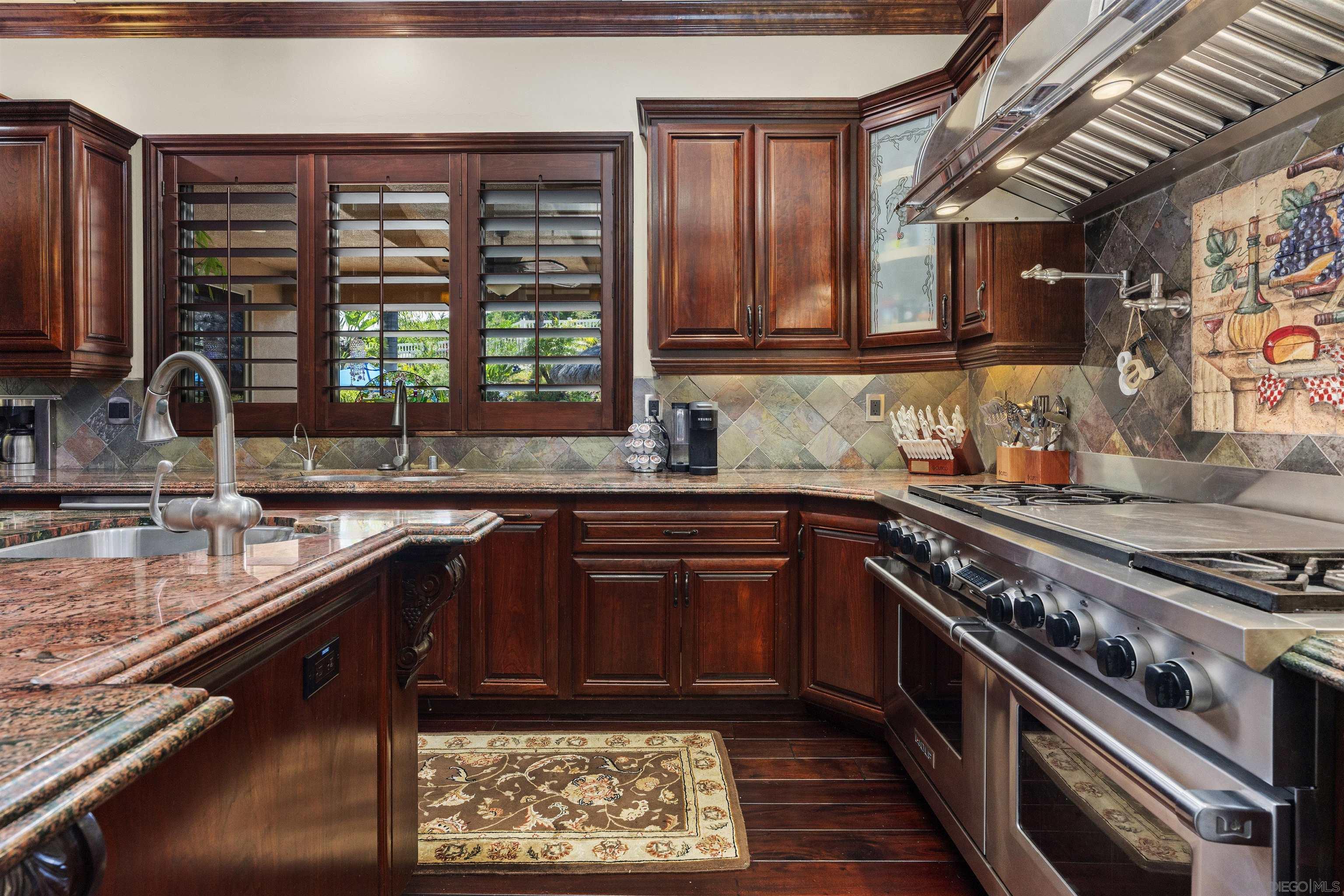 Detail Gallery Image 18 of 75 For 2882  Conestoga Circle, Alpine,  CA 91901 - 6 Beds | 4/1 Baths