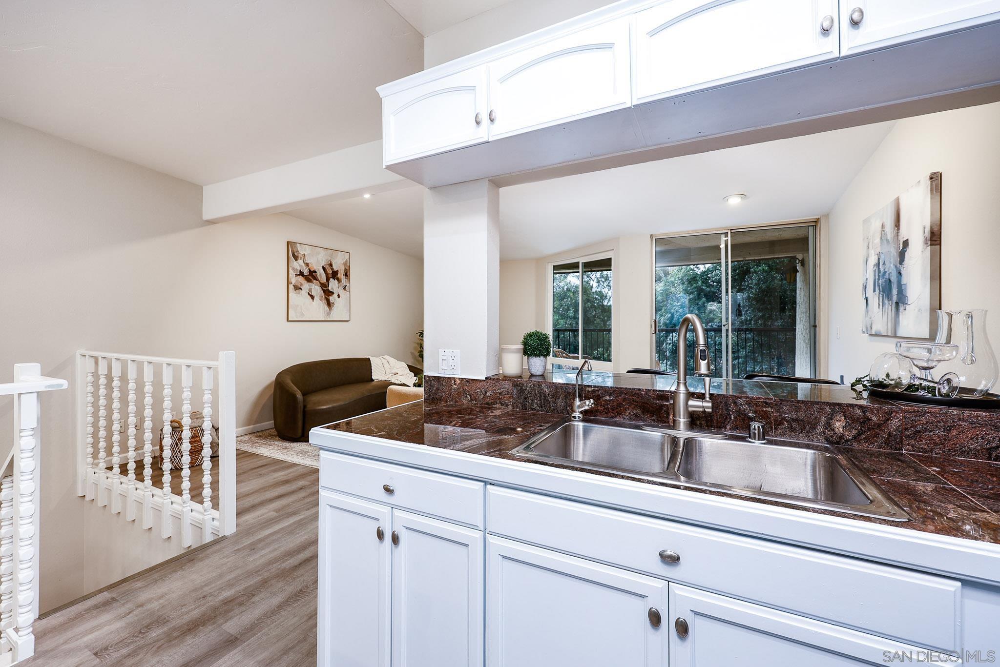 Detail Gallery Image 15 of 33 For 2406  Altisma Way  a,  Carlsbad,  CA 92009 - 2 Beds | 2 Baths