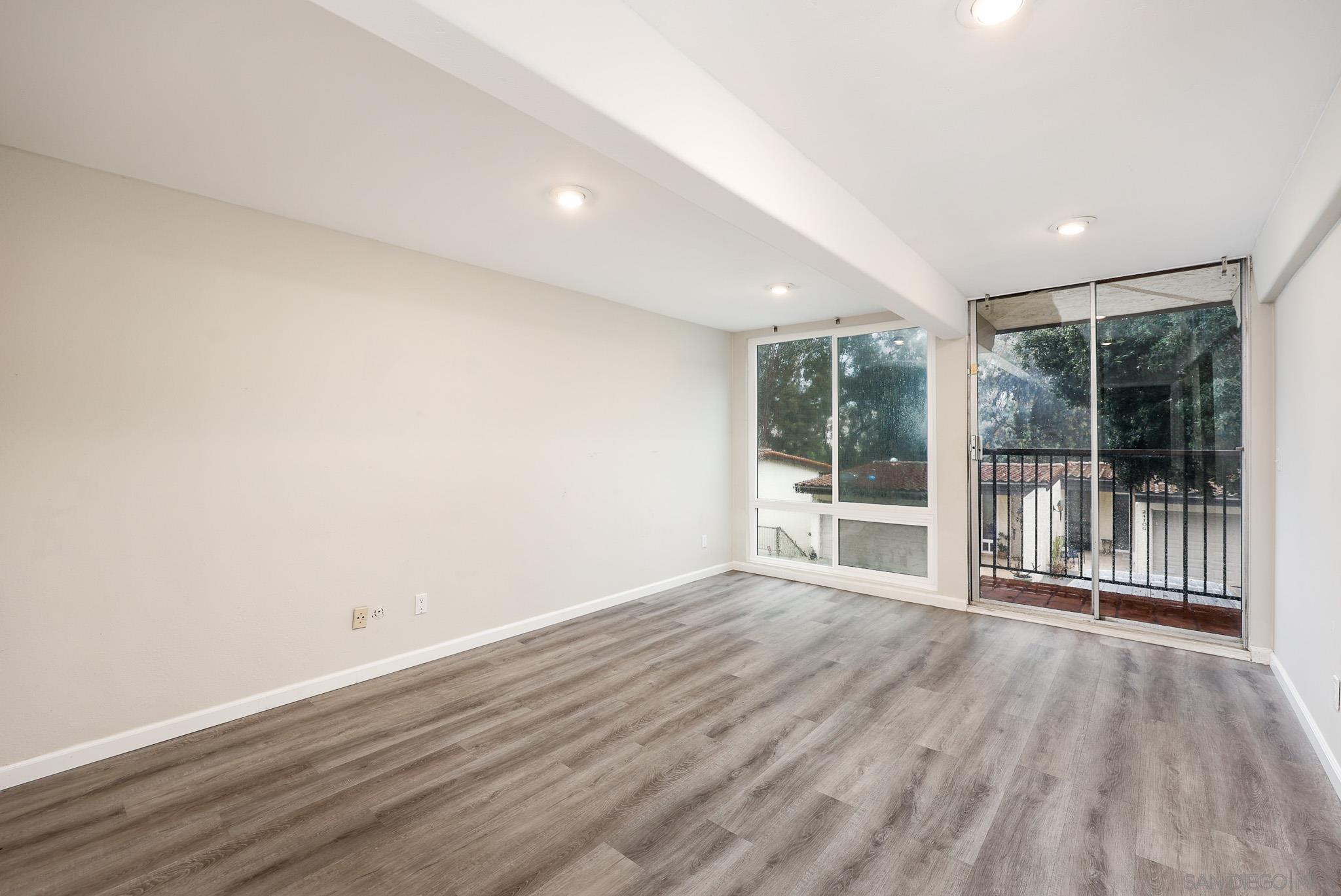 Detail Gallery Image 22 of 33 For 2406  Altisma Way  a,  Carlsbad,  CA 92009 - 2 Beds | 2 Baths