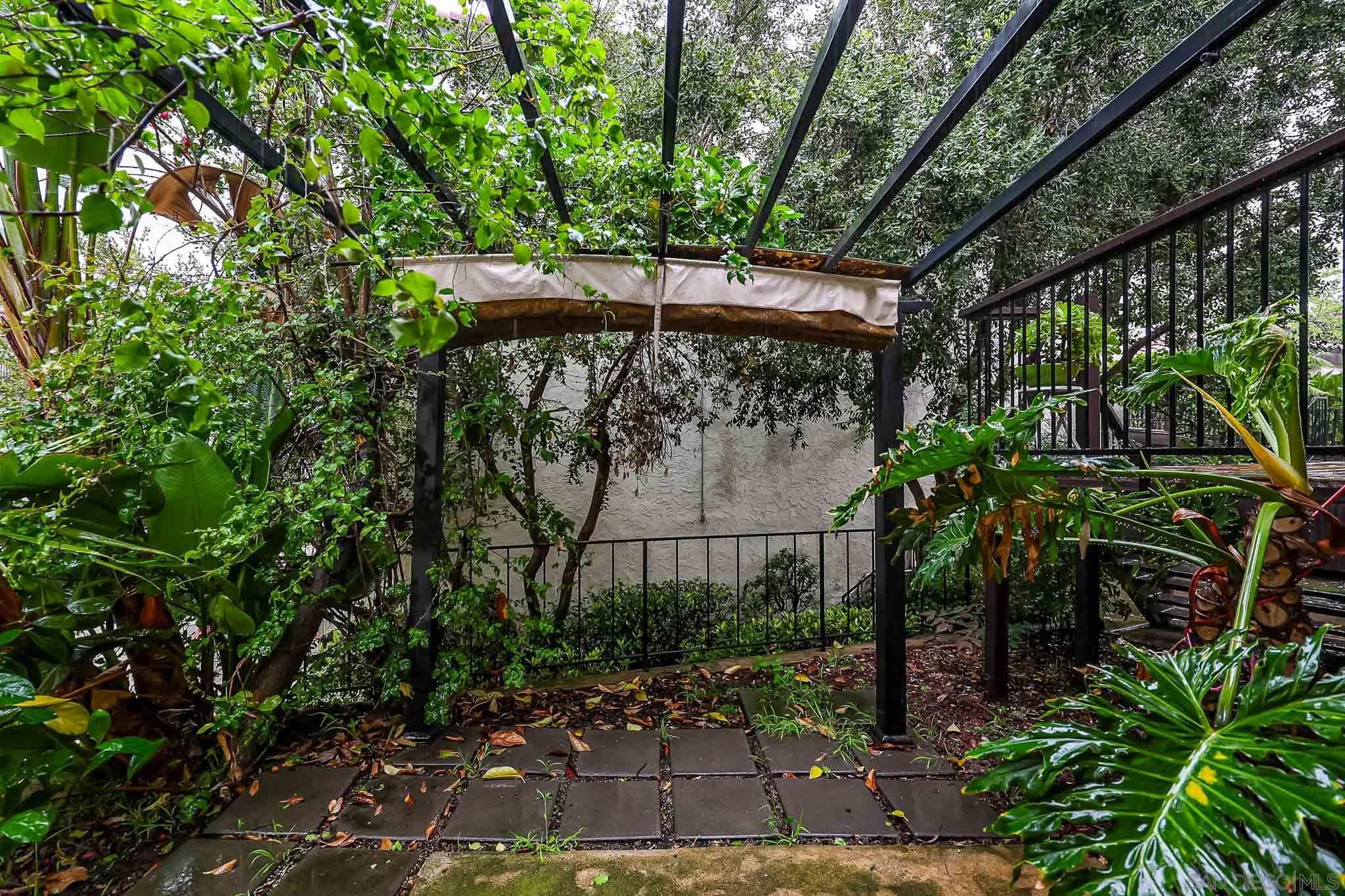 Detail Gallery Image 29 of 33 For 2406  Altisma Way  a,  Carlsbad,  CA 92009 - 2 Beds | 2 Baths