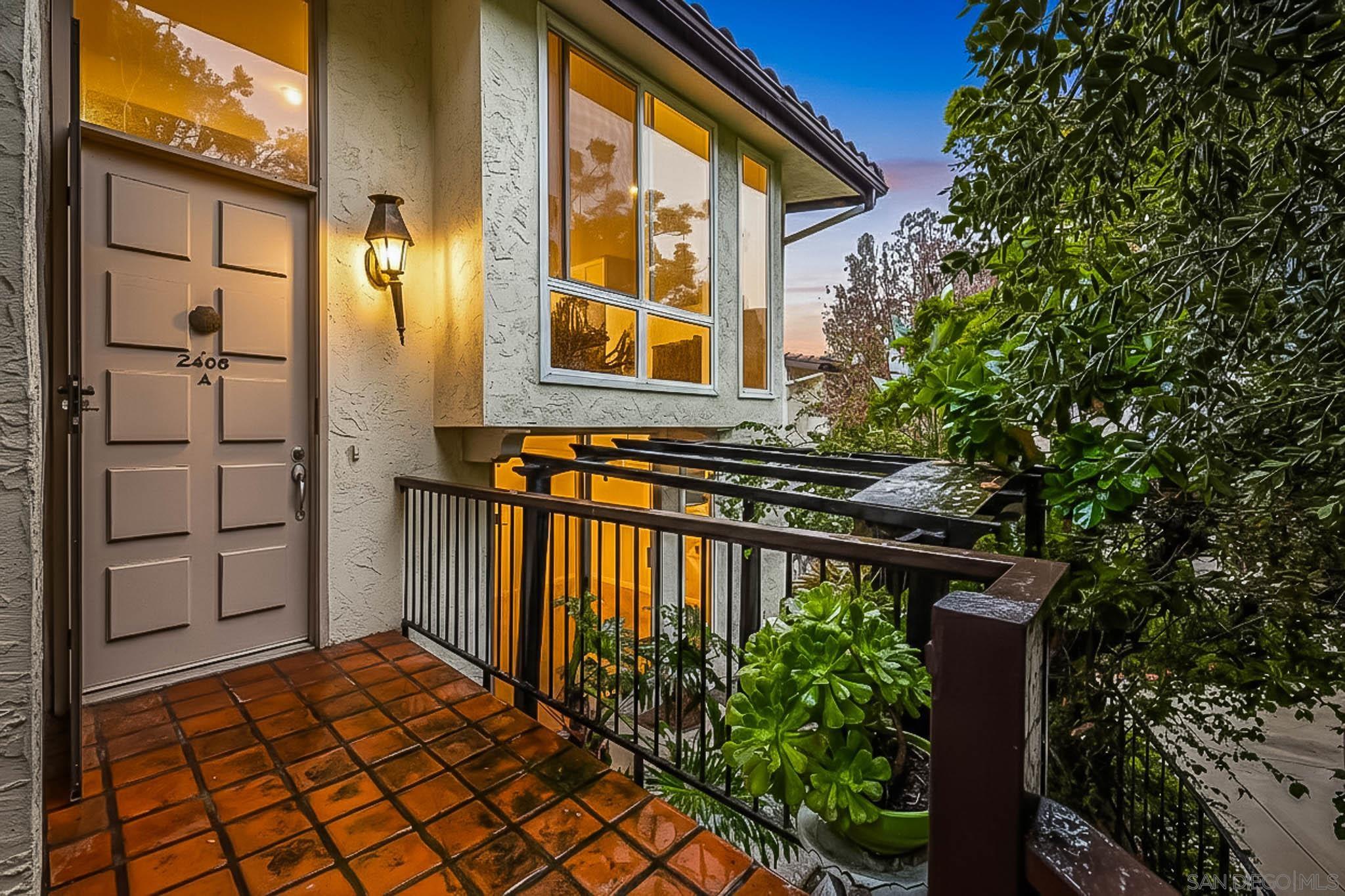 Detail Gallery Image 6 of 33 For 2406  Altisma Way  a,  Carlsbad,  CA 92009 - 2 Beds | 2 Baths