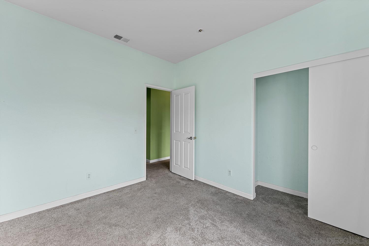 Detail Gallery Image 28 of 39 For 1464  Owen Dr, Chula Vista,  CA 91911 - 4 Beds | 2/1 Baths