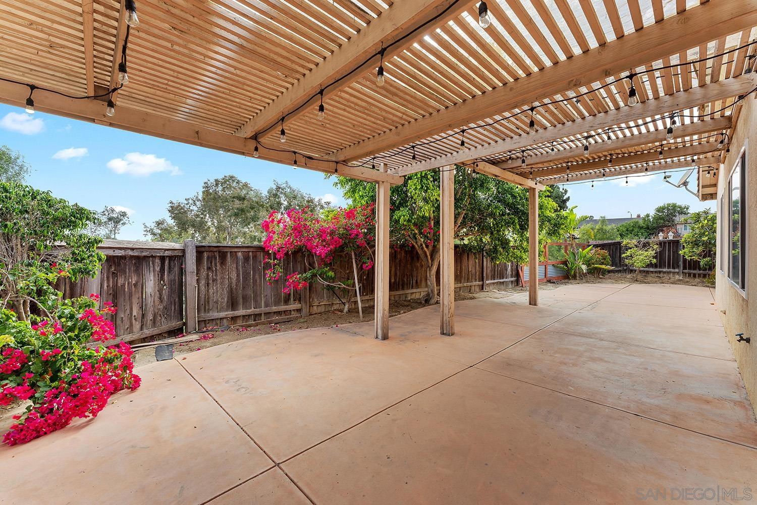 Detail Gallery Image 30 of 39 For 1464  Owen Dr, Chula Vista,  CA 91911 - 4 Beds | 2/1 Baths