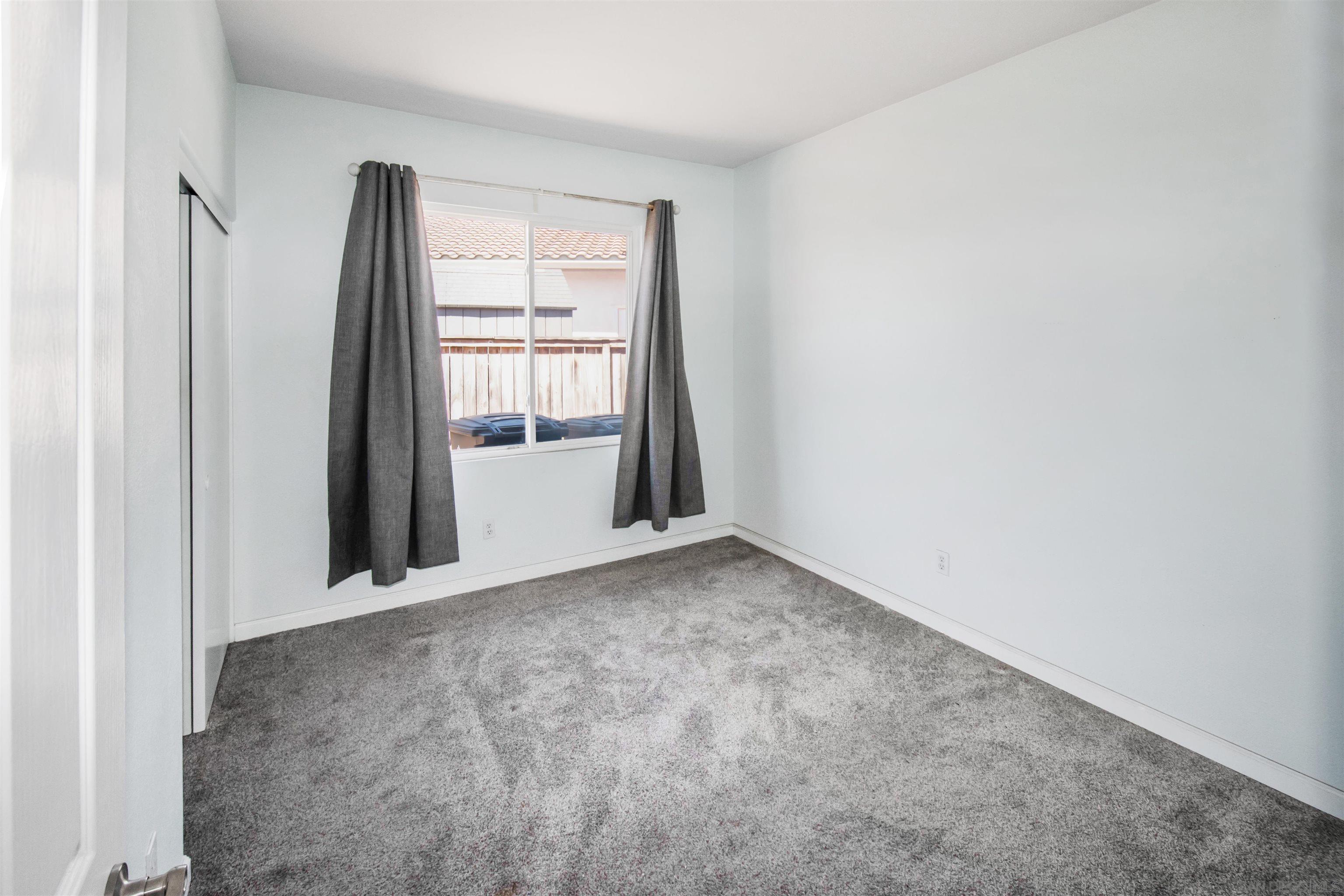 Detail Gallery Image 9 of 15 For 1464  Owen Drive, Chula Vista,  CA 91911 - 4 Beds | 2/1 Baths