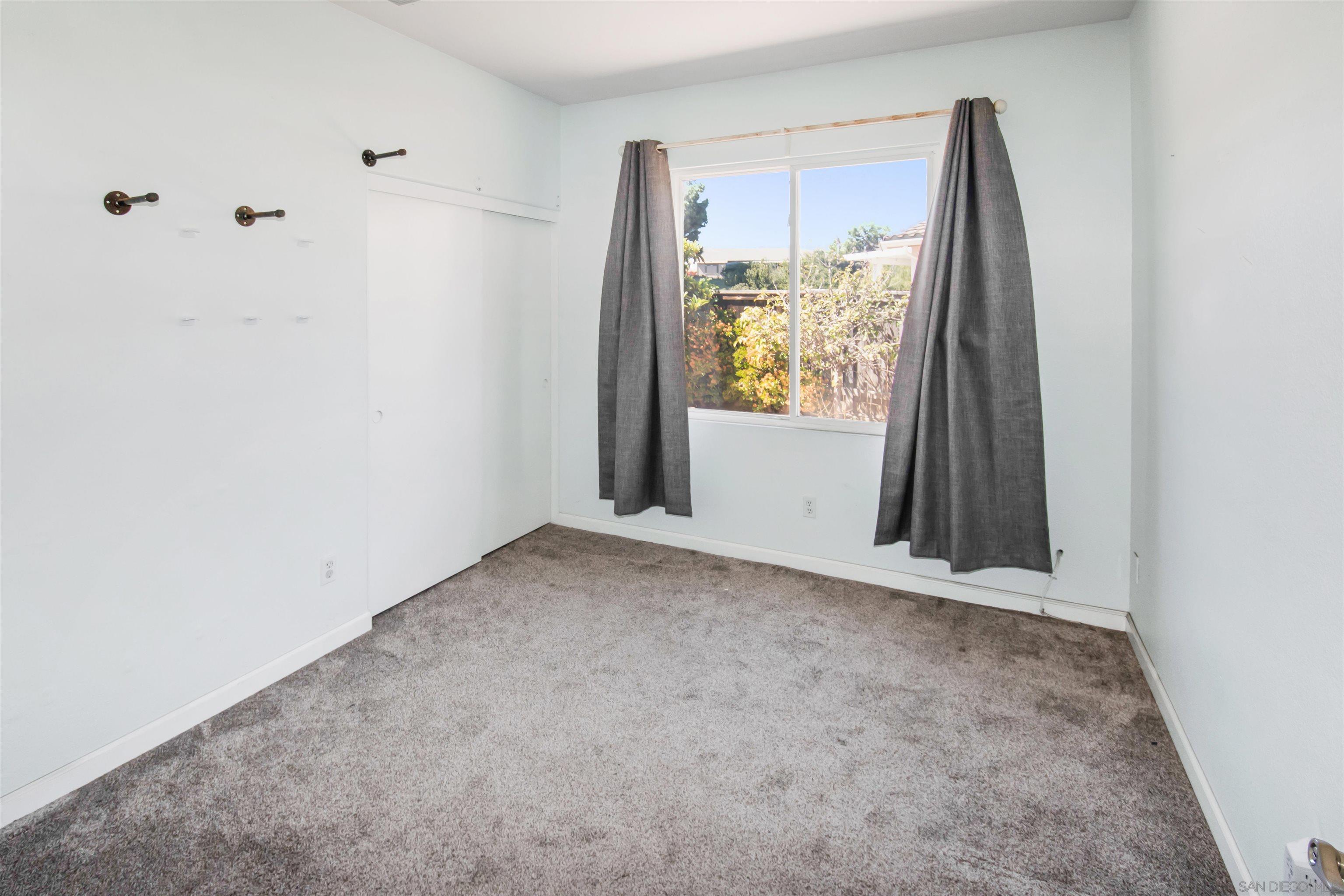 Detail Gallery Image 10 of 15 For 1464  Owen Drive, Chula Vista,  CA 91911 - 4 Beds | 2/1 Baths