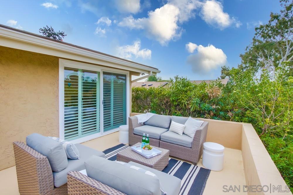 Detail Gallery Image 27 of 34 For 2152  Caminito Circulo Sur, La Jolla,  CA 92037 - 3 Beds | 2 Baths