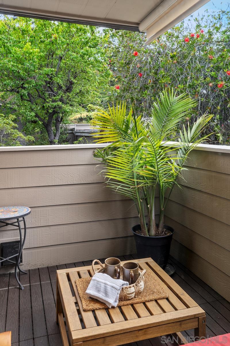 Detail Gallery Image 19 of 29 For 5223  Caminito Jubilo, San Diego,  CA 92108 - 2 Beds | 2/1 Baths