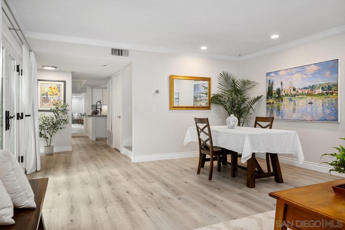 Detail Gallery Image 8 of 32 For 5223  Caminito Jubilo, San Diego,  CA 92108 - 2 Beds | 2/1 Baths