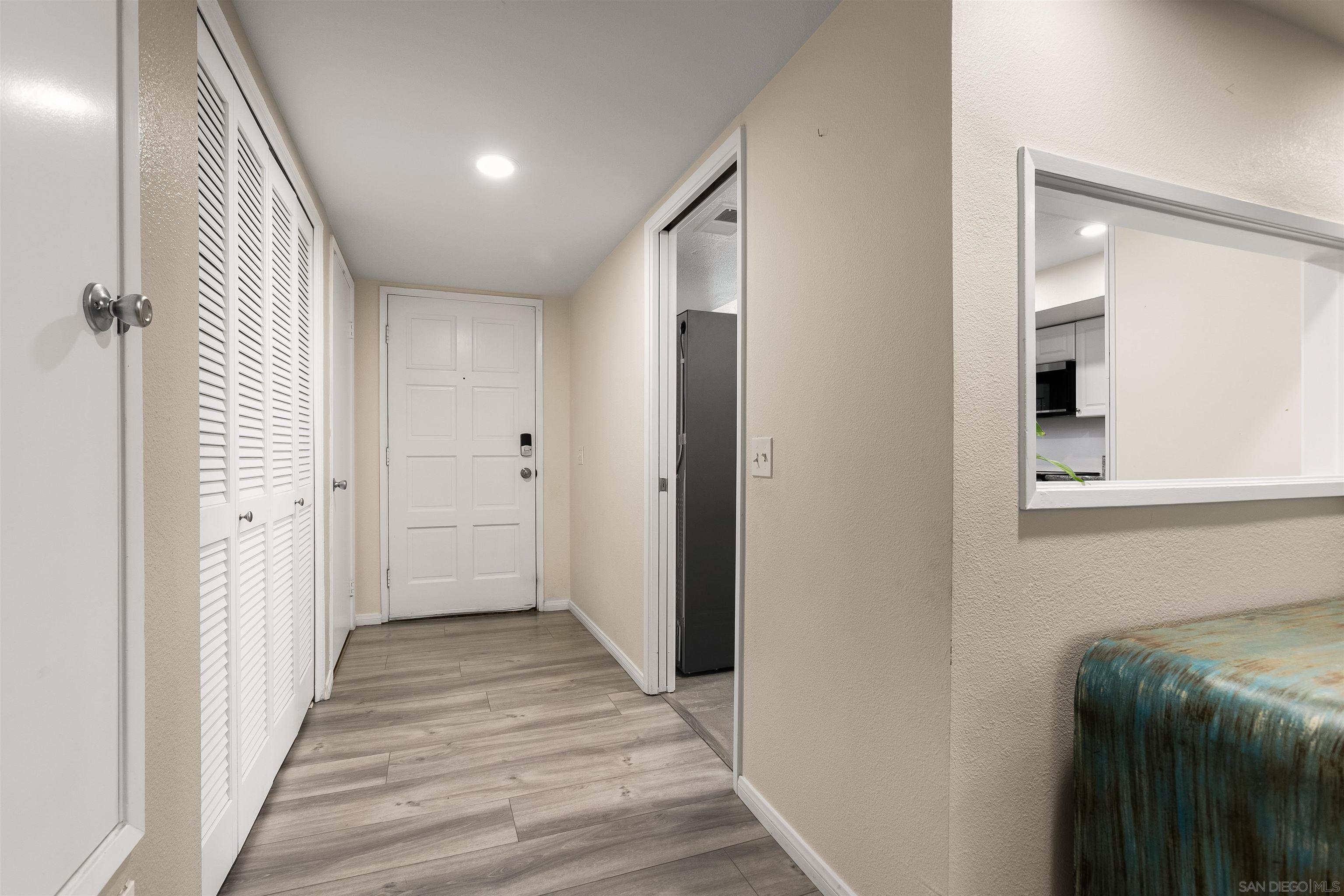 Detail Gallery Image 15 of 45 For 6960  Hyde Park Dr  #12,  San Diego,  CA 92119 - 3 Beds | 2 Baths