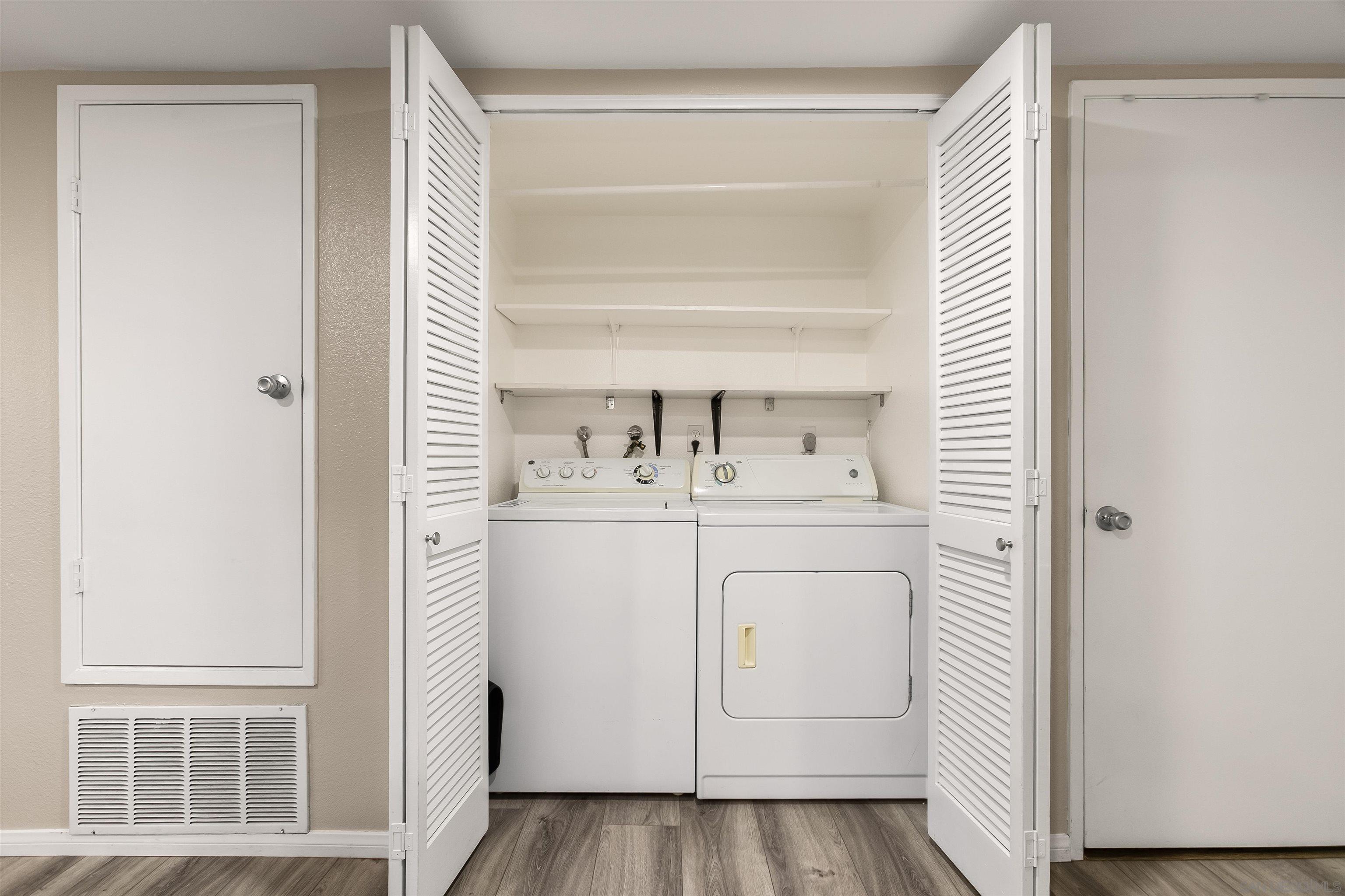 Detail Gallery Image 16 of 45 For 6960  Hyde Park Dr  #12,  San Diego,  CA 92119 - 3 Beds | 2 Baths