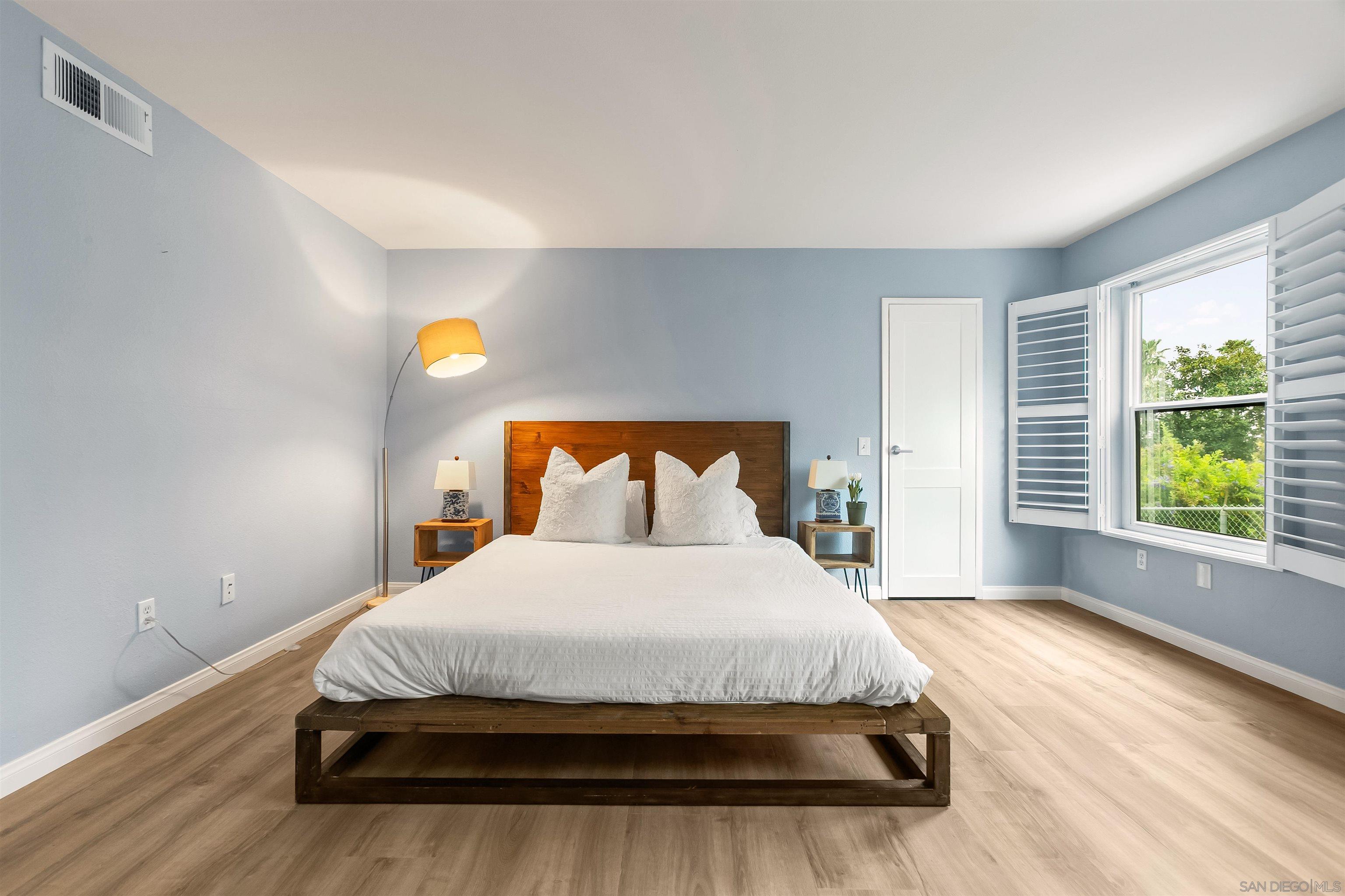 Detail Gallery Image 17 of 45 For 6960  Hyde Park Dr  #12,  San Diego,  CA 92119 - 3 Beds | 2 Baths