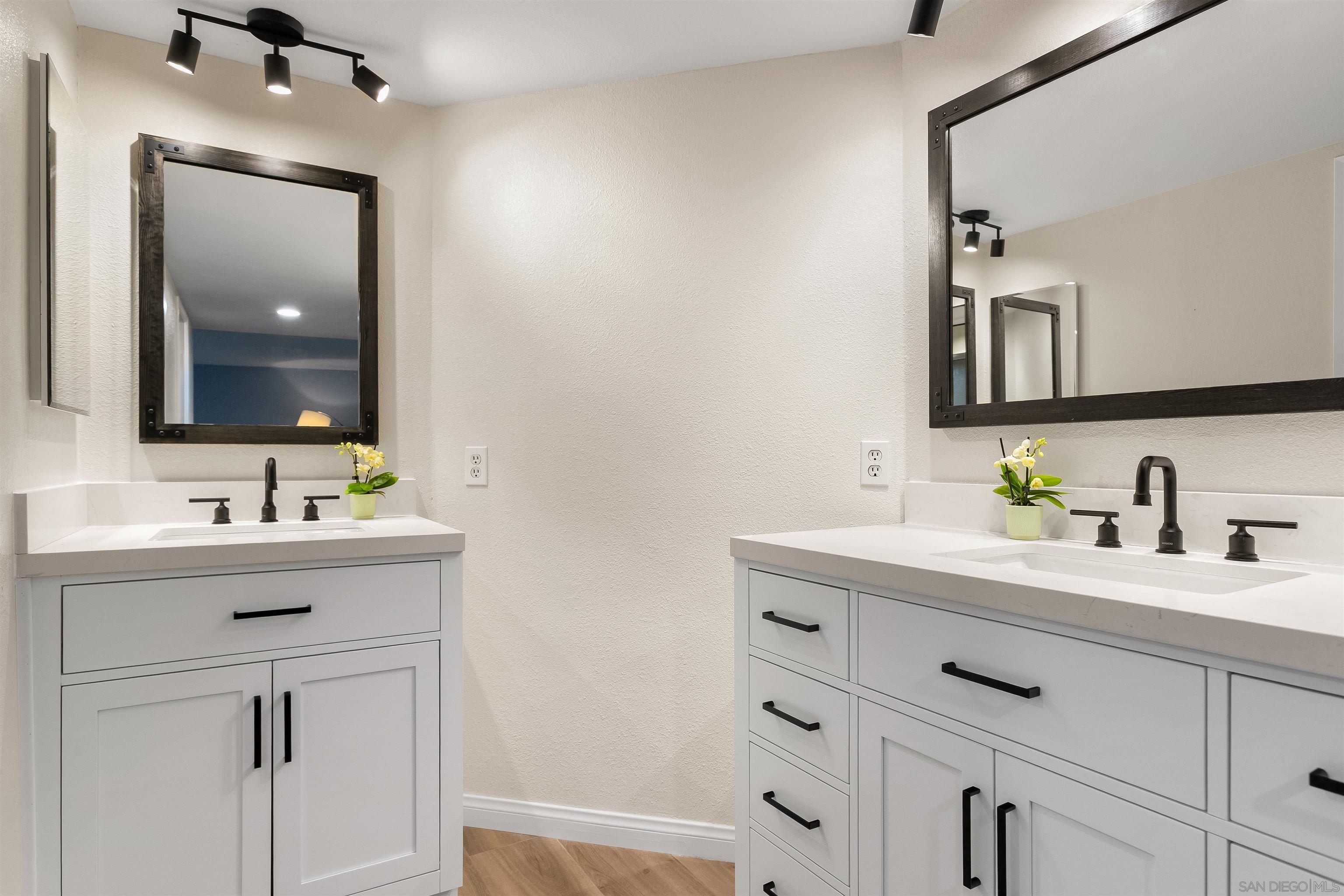 Detail Gallery Image 21 of 46 For 6960  Hyde Park Dr  #12,  San Diego,  CA 92119 - 3 Beds | 2 Baths