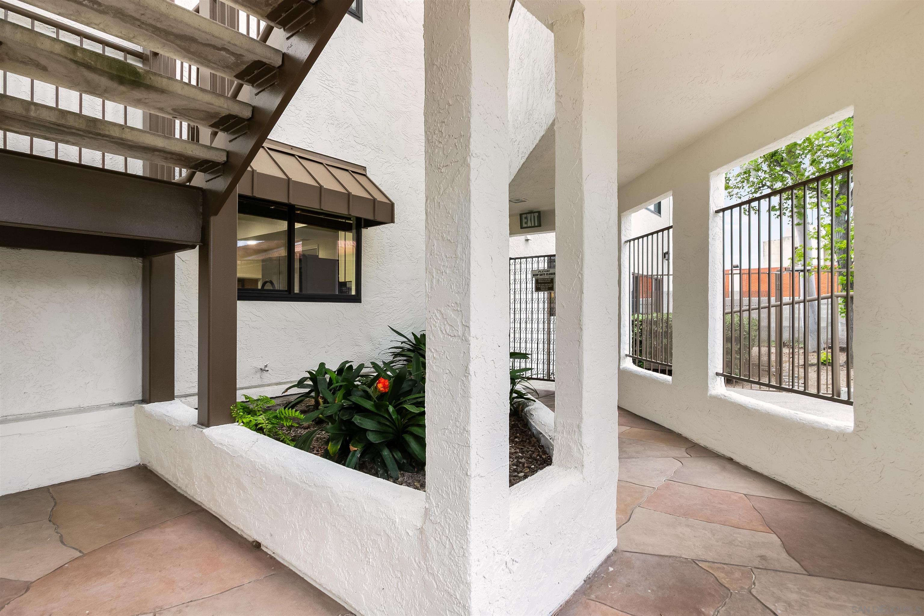 Detail Gallery Image 29 of 46 For 6960  Hyde Park Dr  #12,  San Diego,  CA 92119 - 3 Beds | 2 Baths