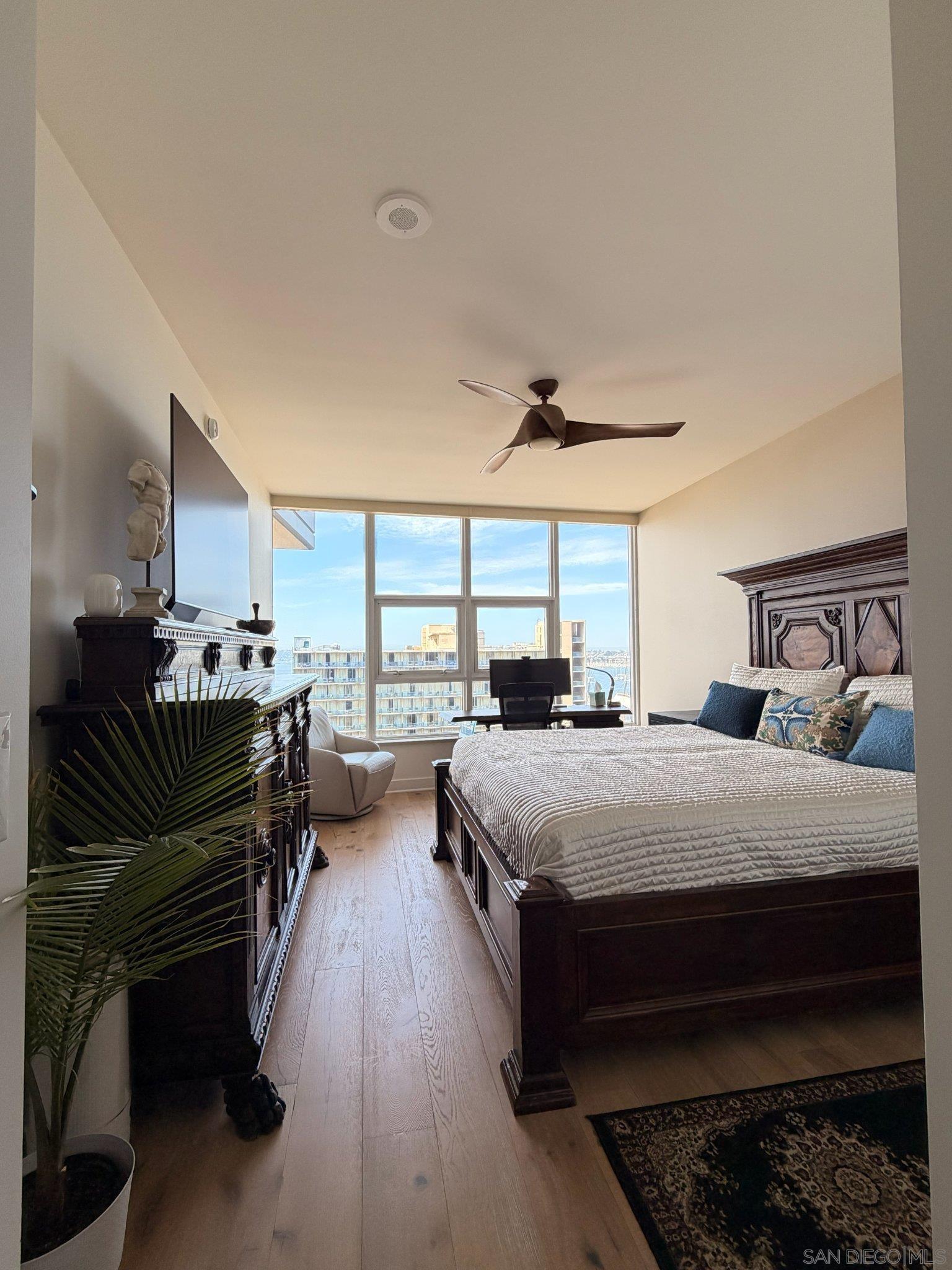 Detail Gallery Image 20 of 28 For 1325  Pacific Highway  #1301,  San Diego,  CA 92101 - 2 Beds | 2/1 Baths