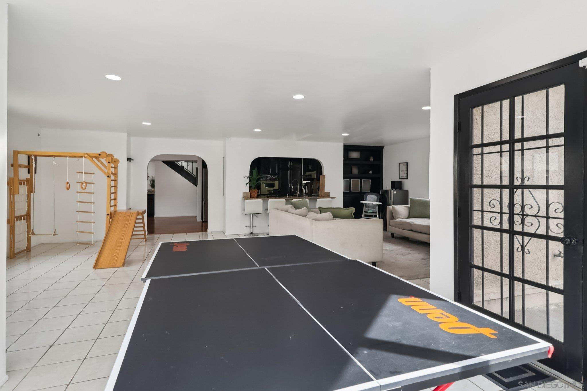 Detail Gallery Image 13 of 50 For 712  Paseo Del Rey, Chula Vista,  CA 91910 - 4 Beds | 3 Baths