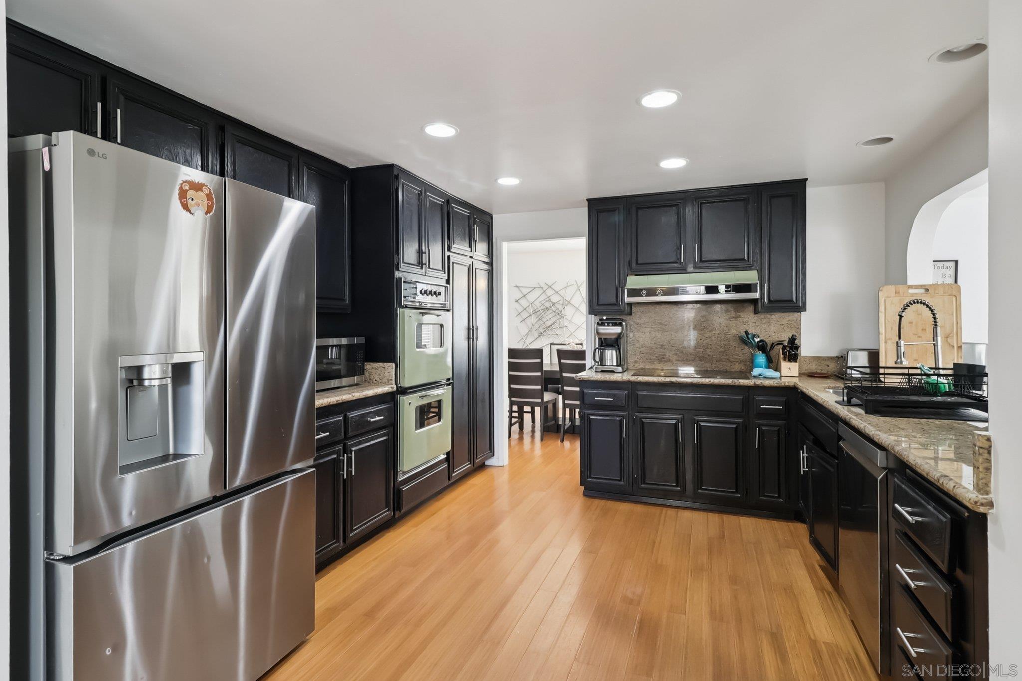 Detail Gallery Image 18 of 50 For 712  Paseo Del Rey, Chula Vista,  CA 91910 - 4 Beds | 3 Baths