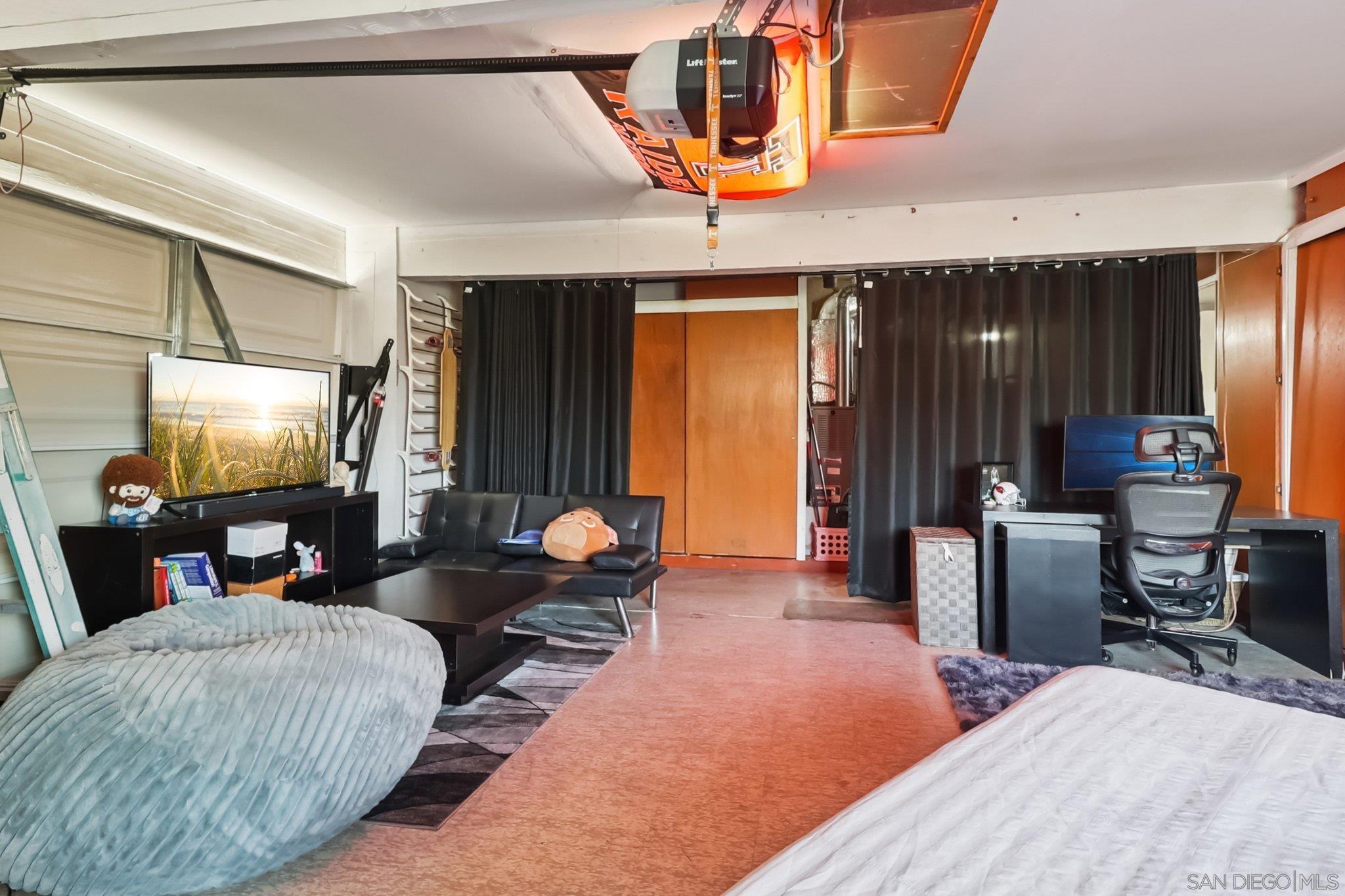 Detail Gallery Image 33 of 50 For 712  Paseo Del Rey, Chula Vista,  CA 91910 - 4 Beds | 3 Baths