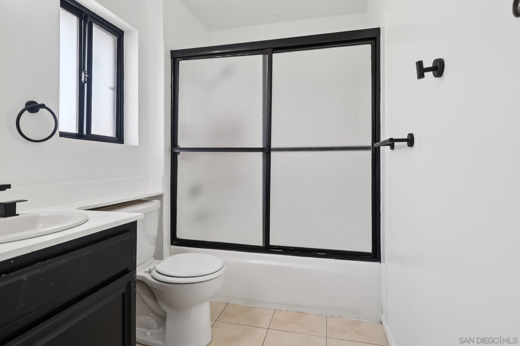 Detail Gallery Image 39 of 50 For 712  Paseo Del Rey, Chula Vista,  CA 91910 - 4 Beds | 3 Baths