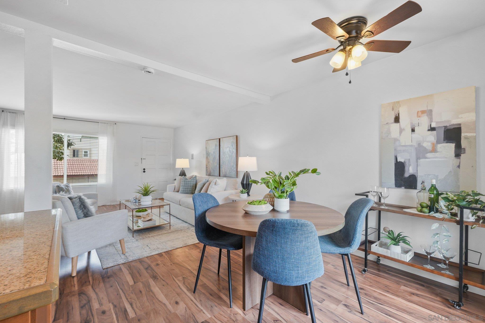 Detail Gallery Image 4 of 25 For 5430  Linda Vista  #7,  San Diego,  CA 92110 - 2 Beds | 2/1 Baths