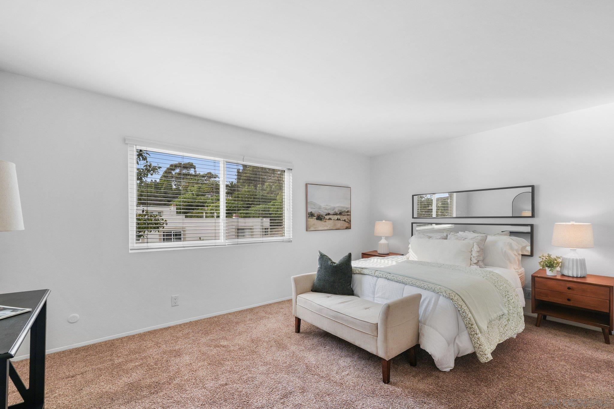 Detail Gallery Image 10 of 25 For 5430  Linda Vista  #7,  San Diego,  CA 92110 - 2 Beds | 2/1 Baths