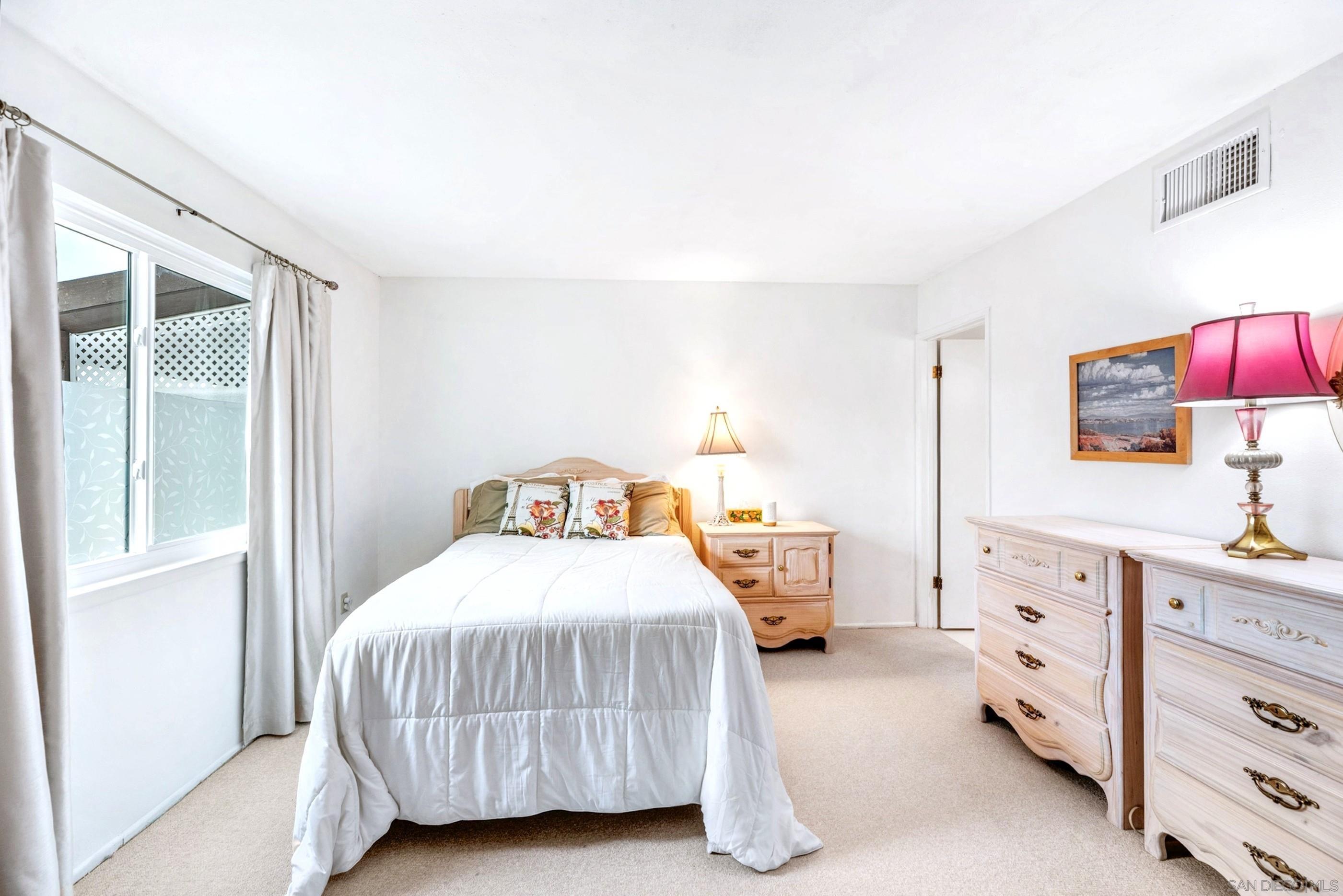 Detail Gallery Image 22 of 54 For 16555  Caminito Vecinos  #39,  San Diego,  CA 92128 - 2 Beds | 2 Baths