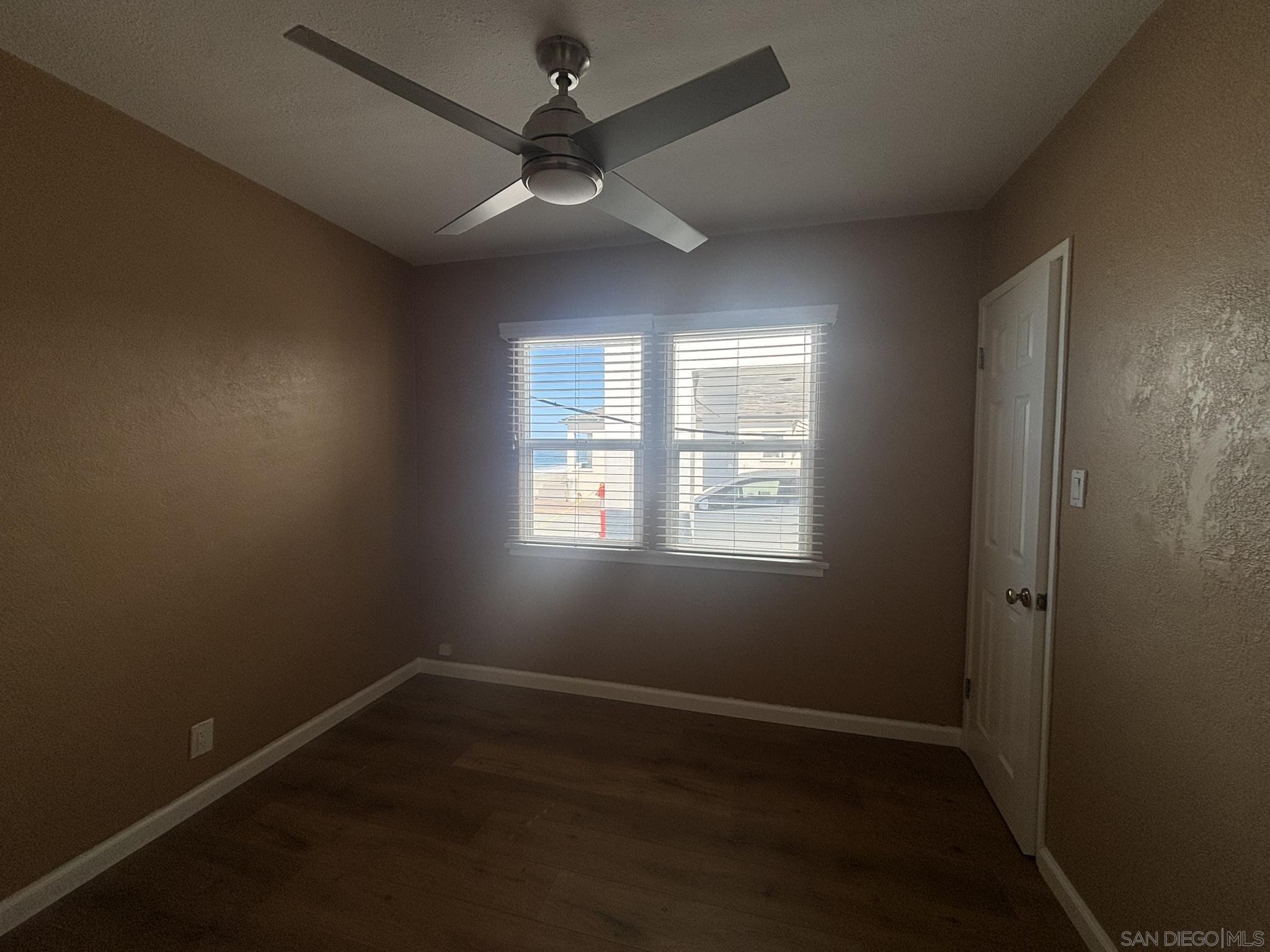 Detail Gallery Image 16 of 23 For 514 S the Strand  a, Oceanside,  CA 92054 - 2 Beds | 1 Baths