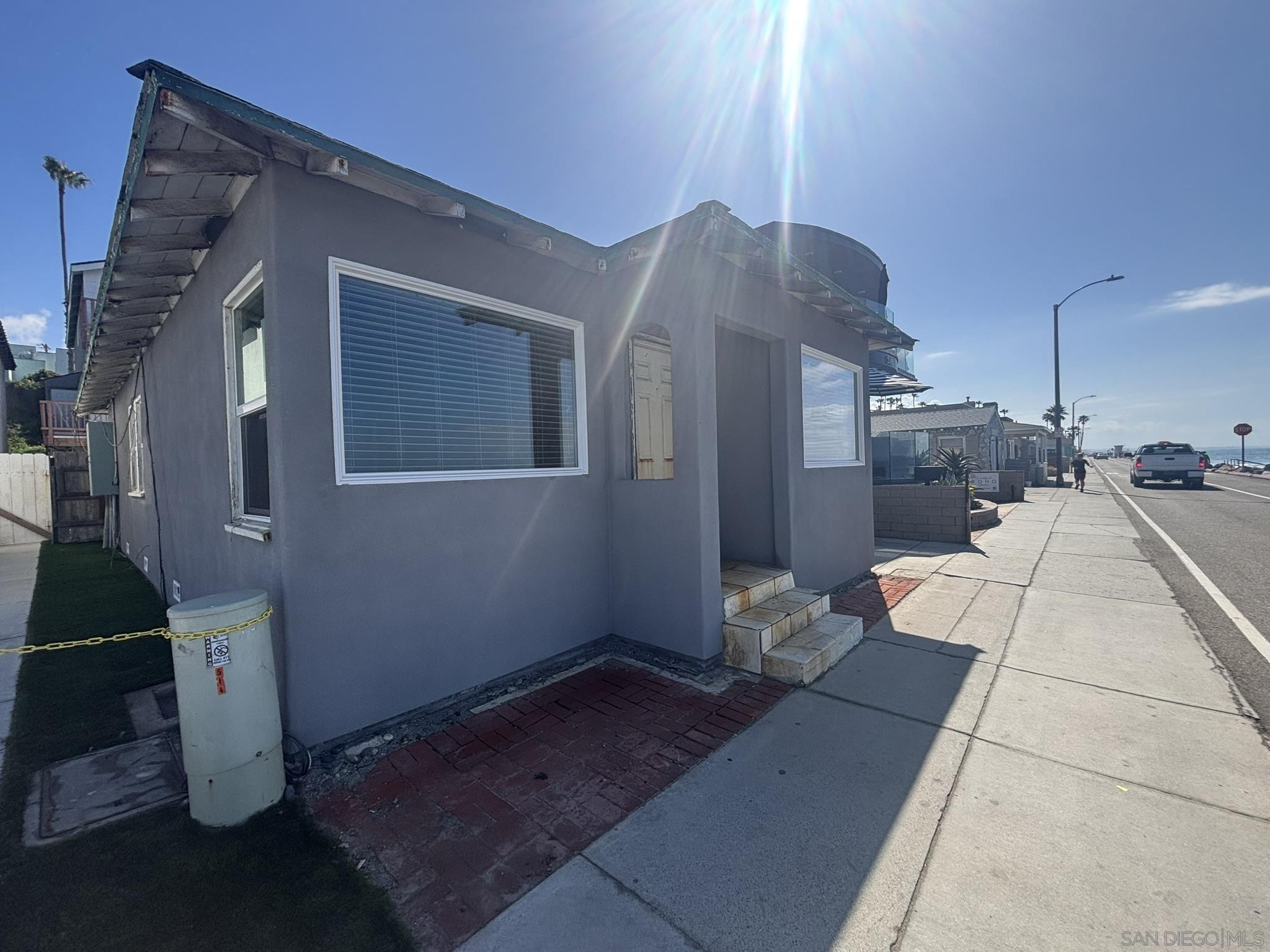 Detail Gallery Image 23 of 23 For 514 S the Strand  a, Oceanside,  CA 92054 - 2 Beds | 1 Baths